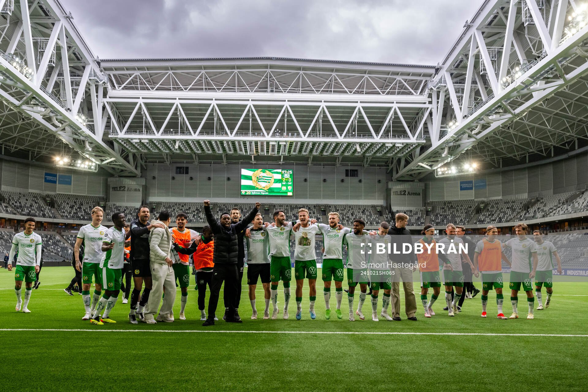Hammarbys spelar jublar
