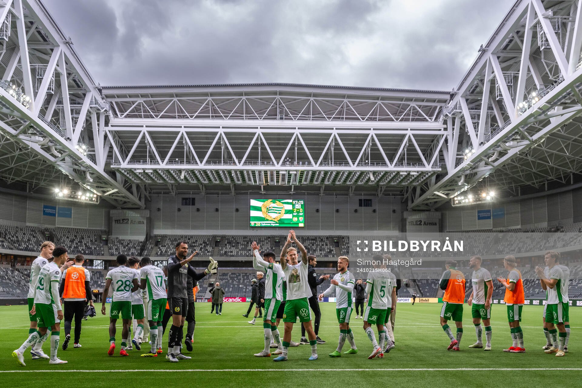 Hammarbys spelar jublar