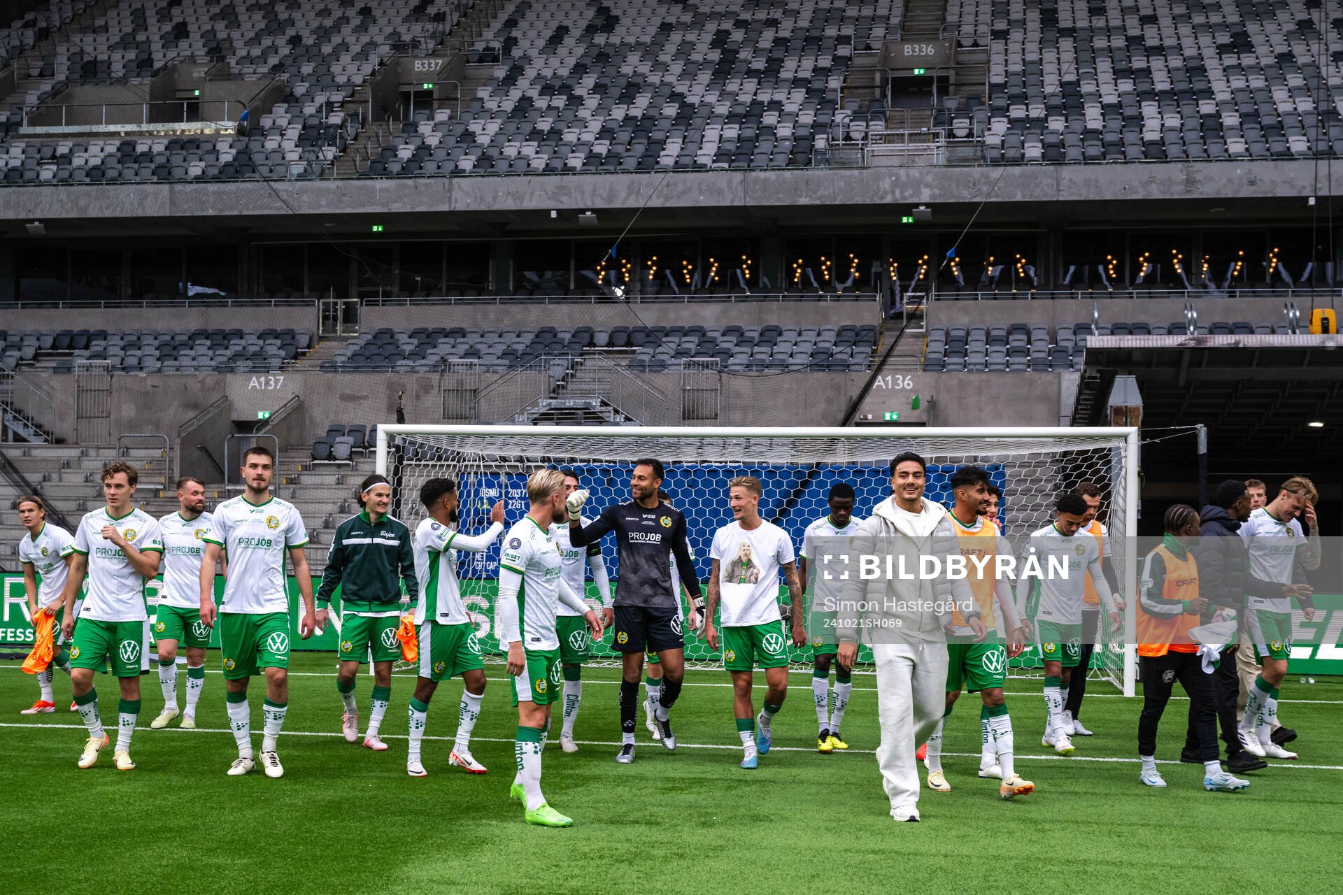 Hammarbys spelar jublar