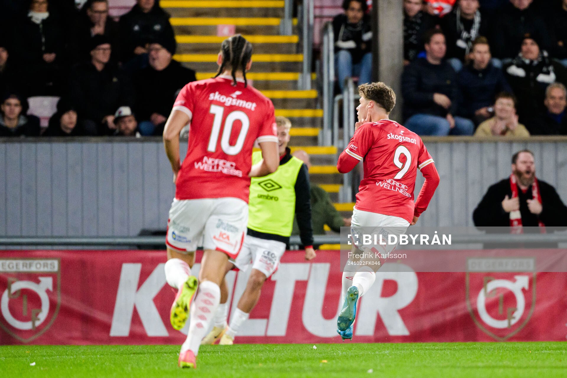Degerfors Gustav Lindgren jublar