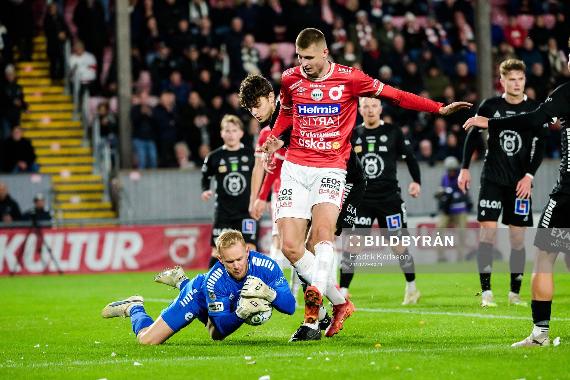 Örebros målvakt Malte Påhlsson och Degerfors Adi Fisic