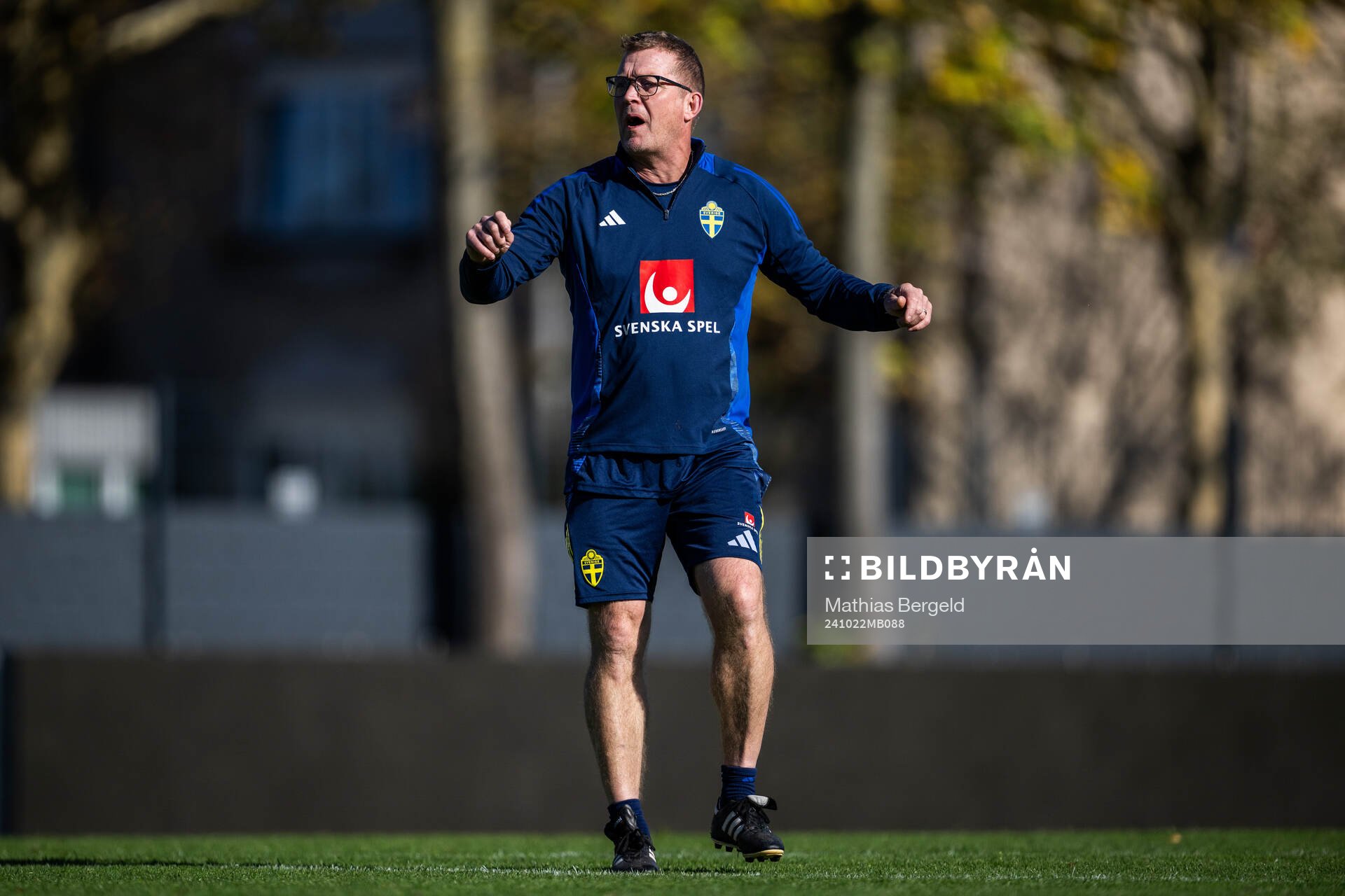 Goalkeeper coach Leif Troedsson of the Swedish women's
