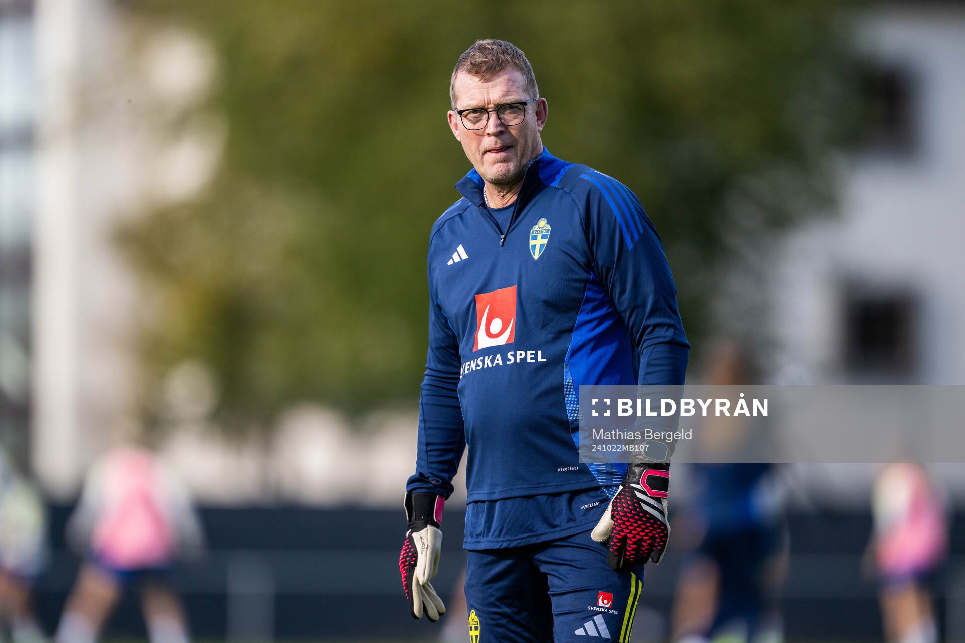 Goalkeeper coach Leif Troedsson of the Swedish women's