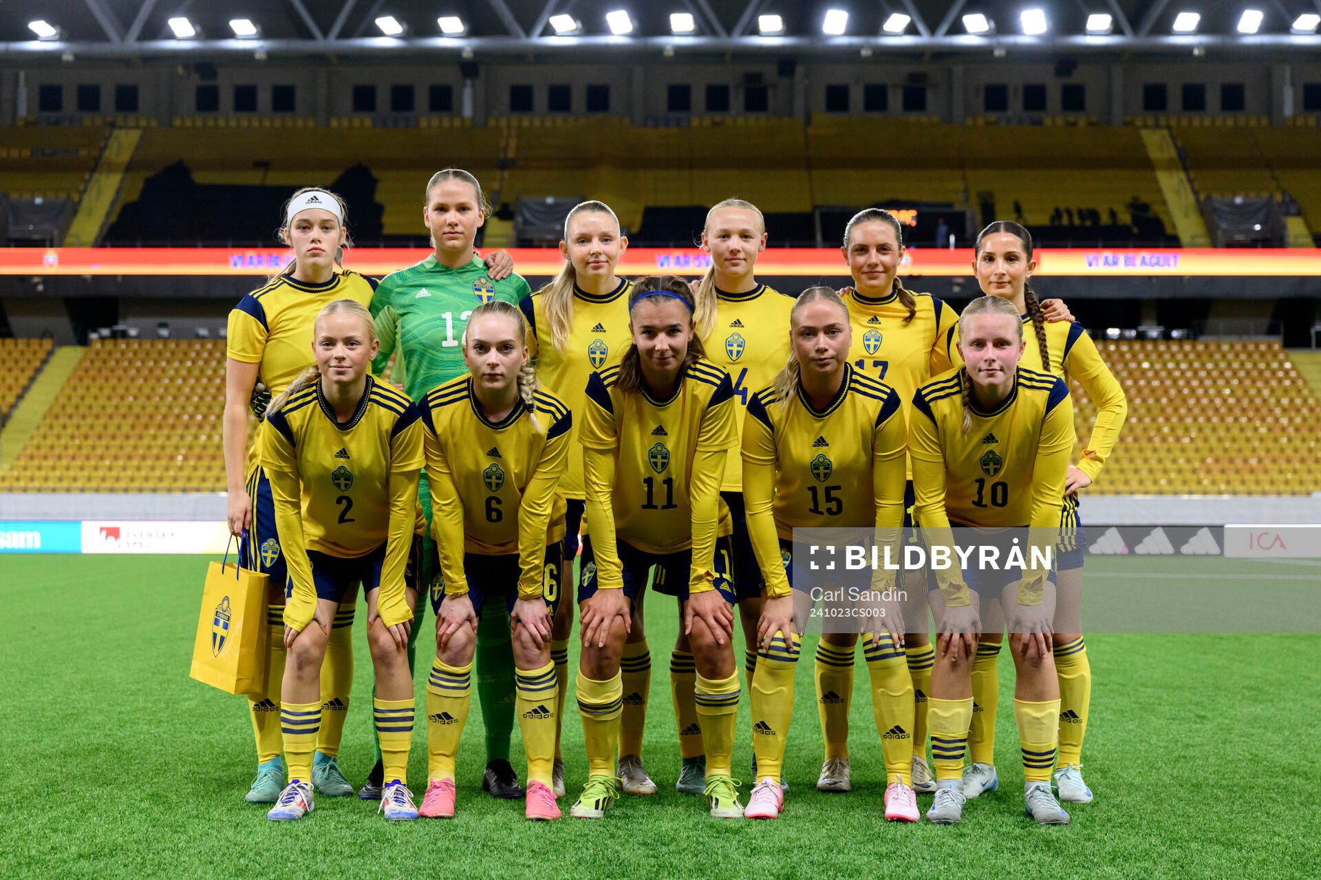 The Swedish starting eleven, Roos Huitzing, goalkeeper
