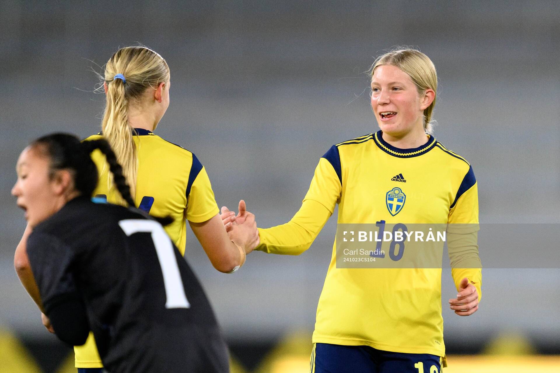 Thea Carlsson of Sweden celebrates after the UEFA Women's Under-17 qualifiers between Sweden and Kazakhstan on October 23, 2024 in Borås.