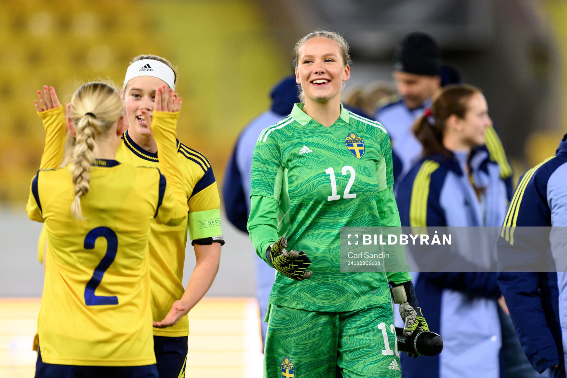 goalkeeper Hanna Karlsson of Sweden celebrates