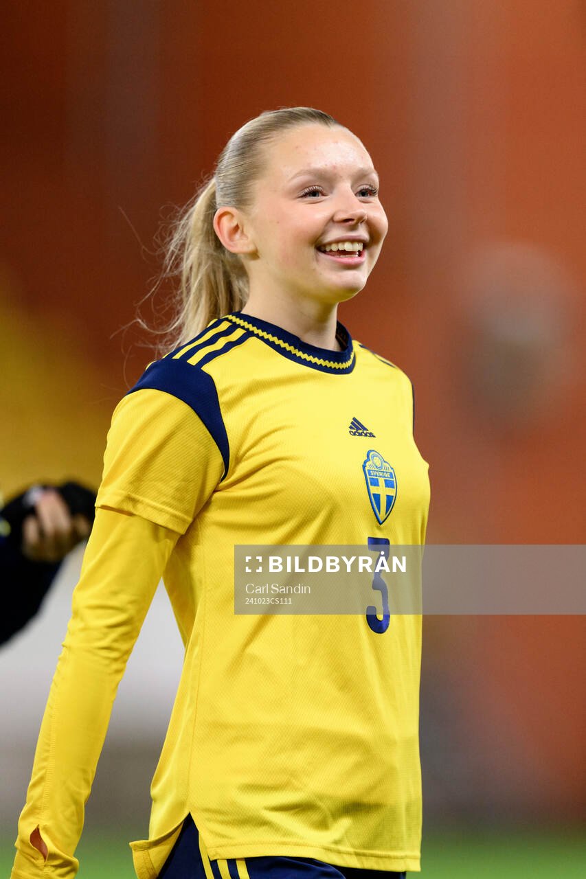 Anna Svanberg of Sweden celebrates