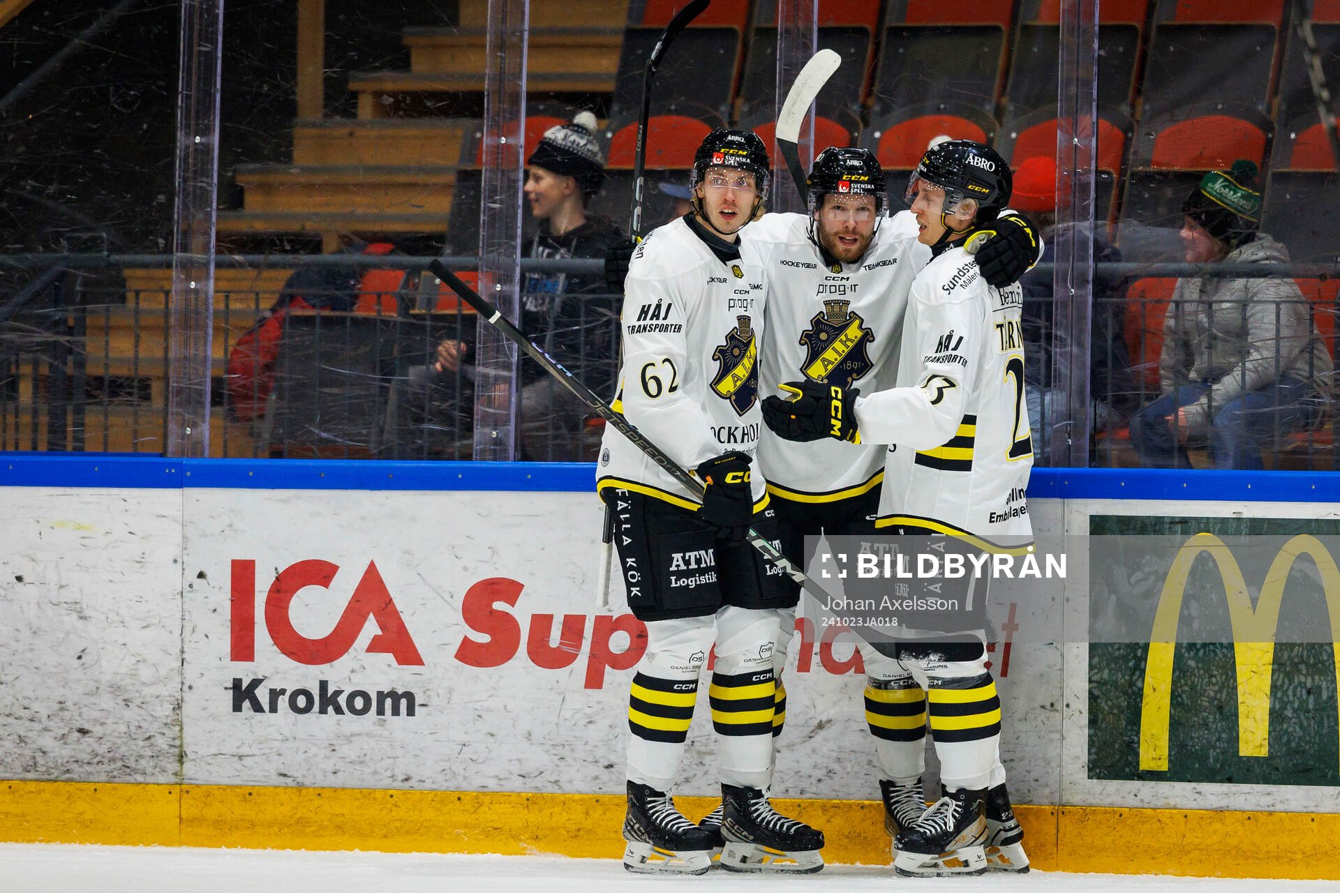 AIKs Simon Åkerström, Oliver Tärnström och Lukas