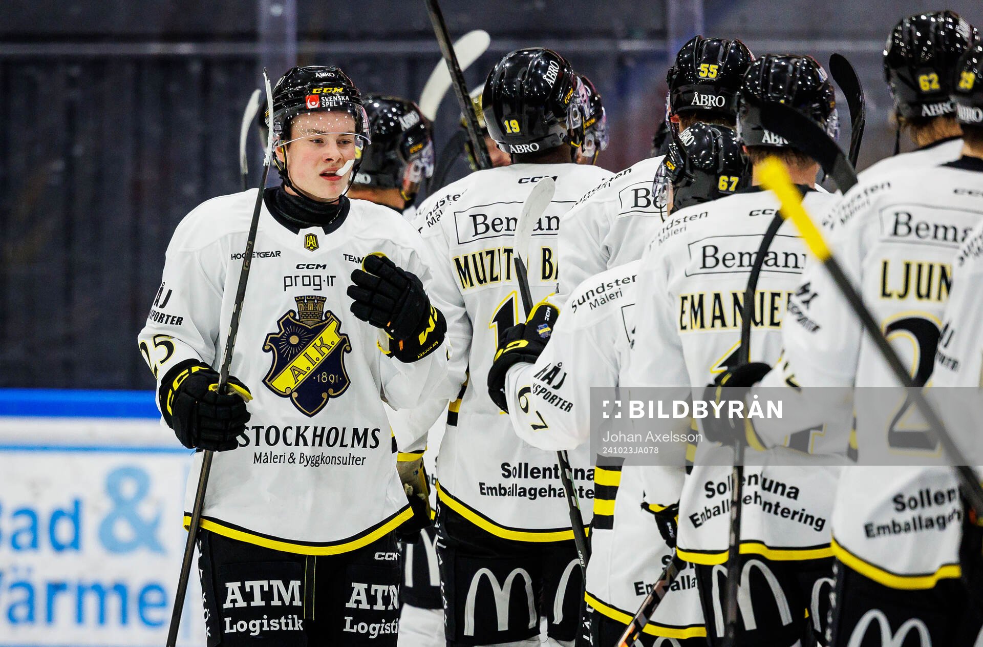 AIKs Theo Hårdstam jublar
