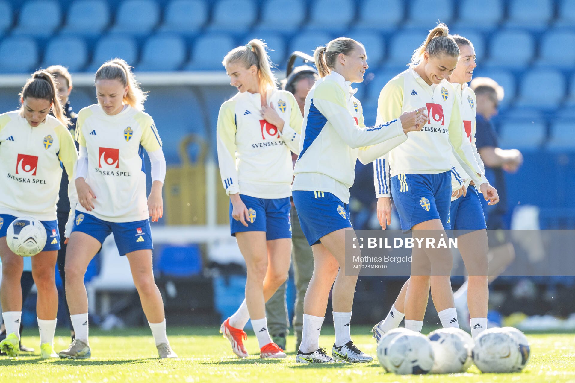 Magdalena Eriksson and Fridolina Rolfö of the Swedish