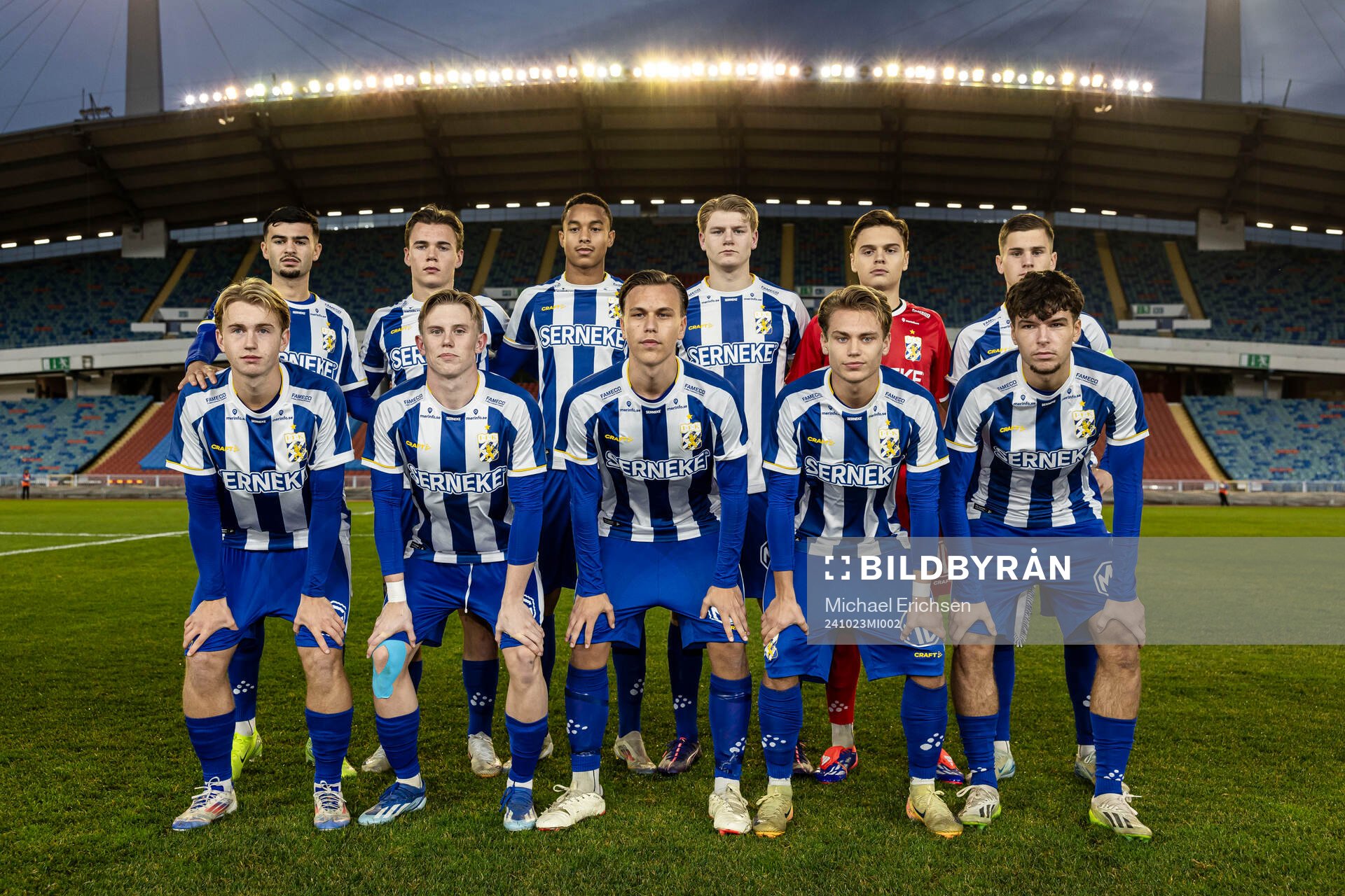 The players of IFK Göteborg pose for a team group photo ahead of the UEFA Youth League match between IFK Göteborg and TSG 1899 Hoffenheim on October 23, 2024 in Gothenburg.