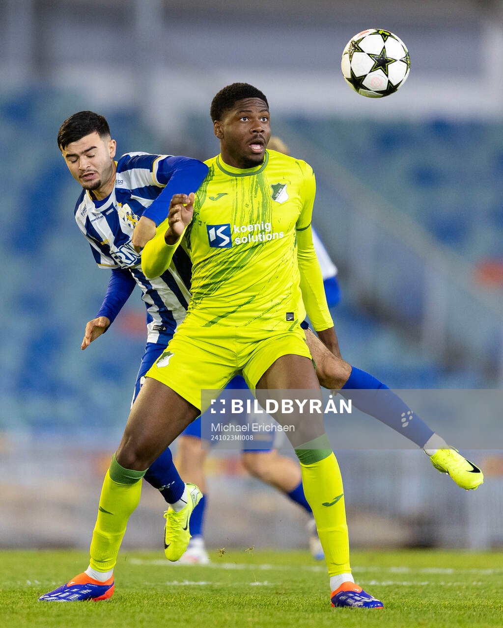 Melvin Koliqi of IFK Göteborg and Maxime Ndong Penda of