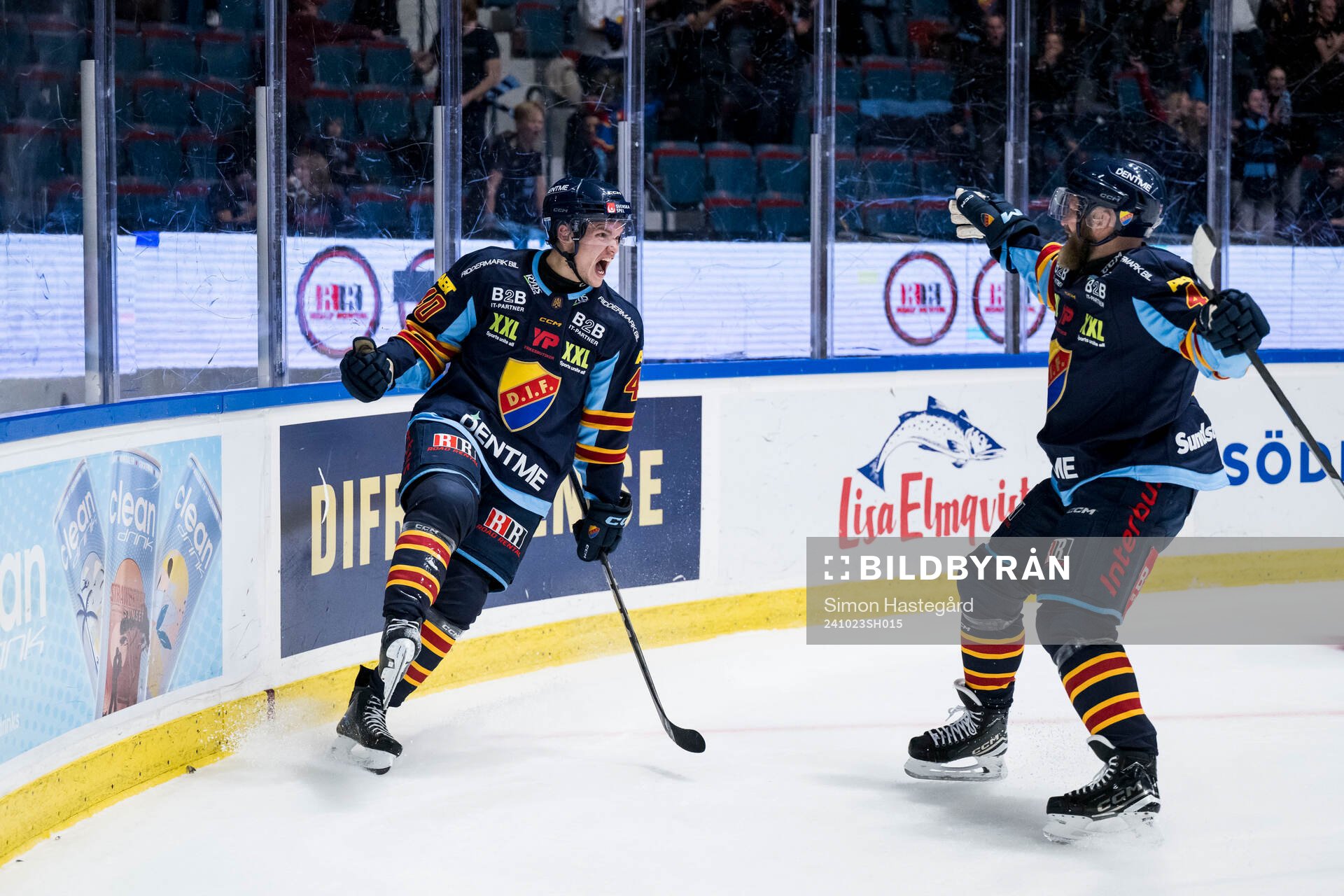 Djurgårdens Arvid Costmar jublar