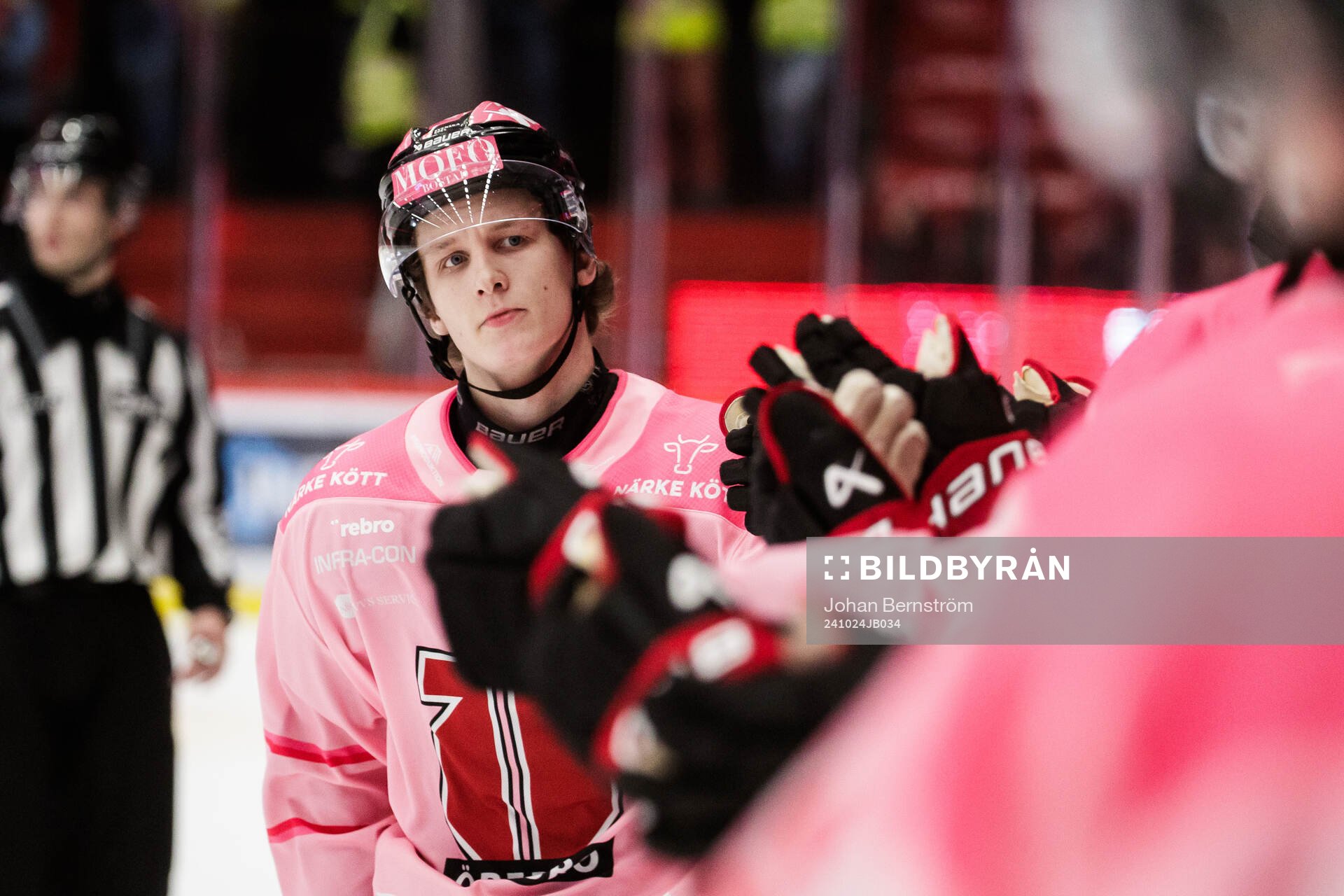 Örebros Patrik Puistola jublar