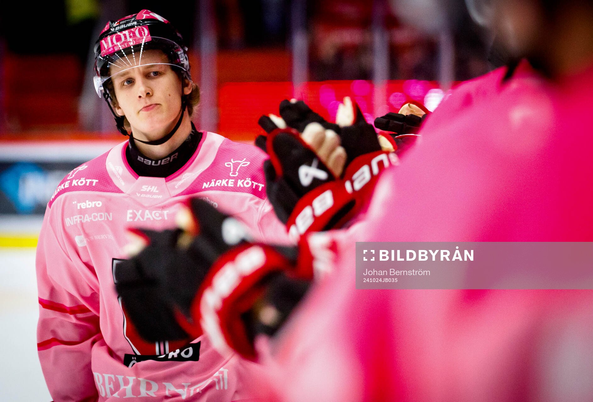 Örebros Patrik Puistola jublar