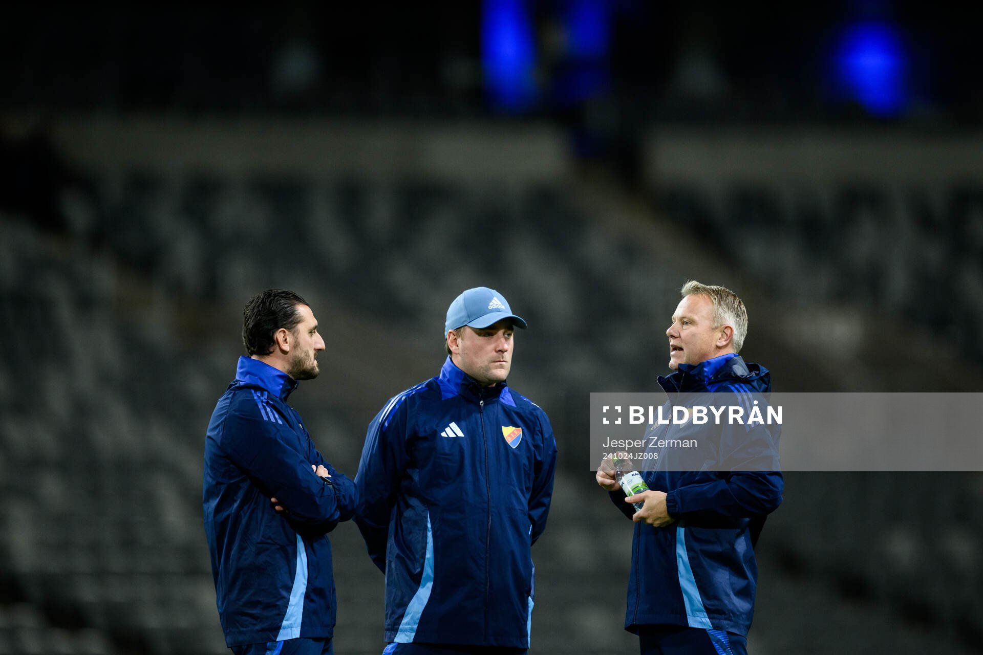 assistant coach Agon Mehmeti, assistant coach Hugo Berggren