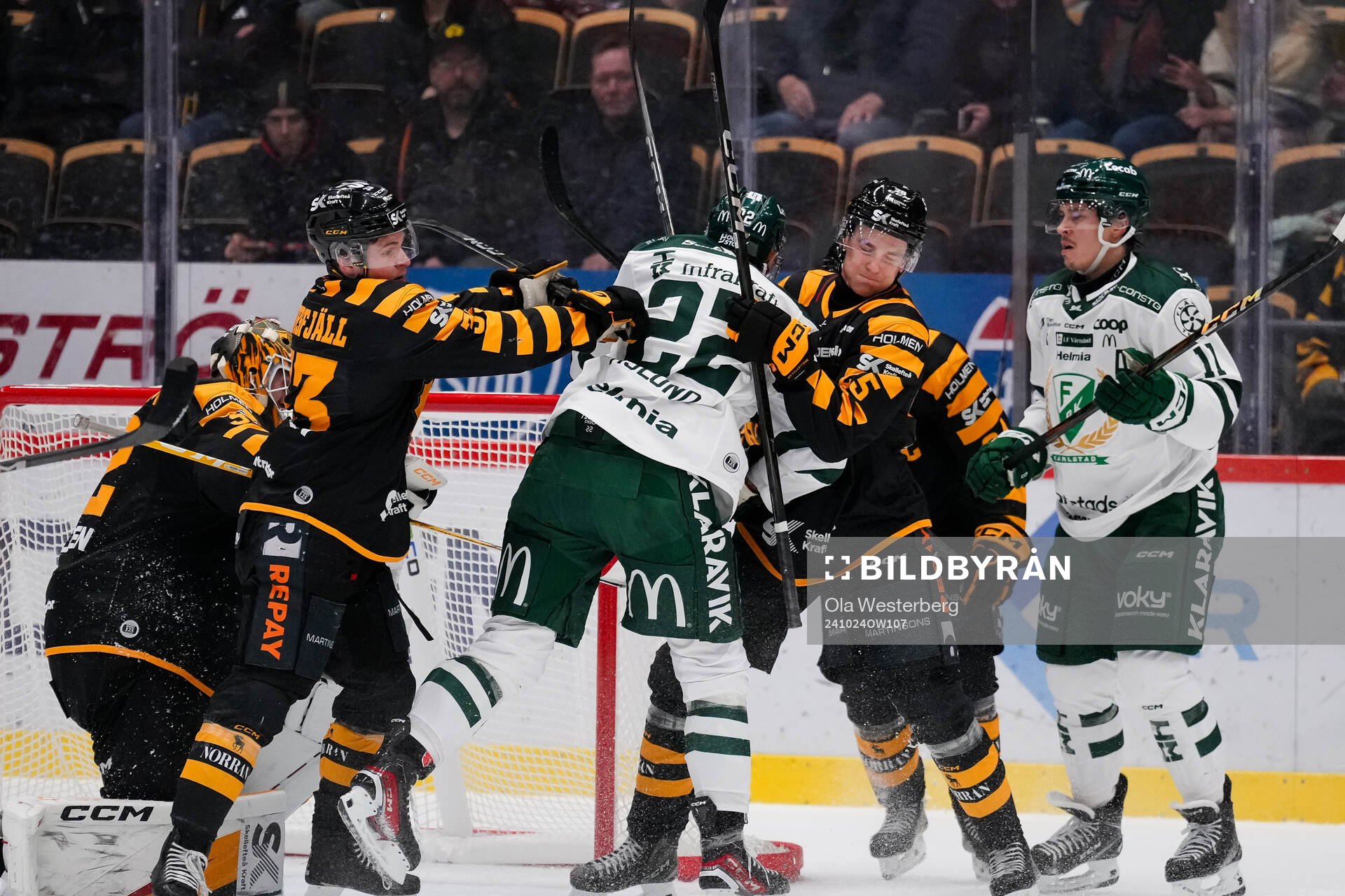 Färjestads Per Åslund och Skellefteås Pontus Johansson