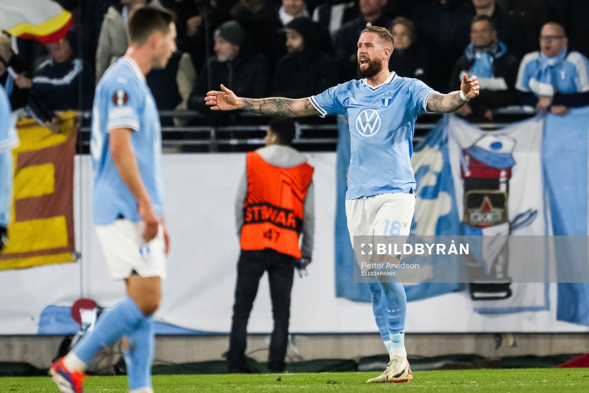 Pontus Jansson of Malmö FF looks dejected