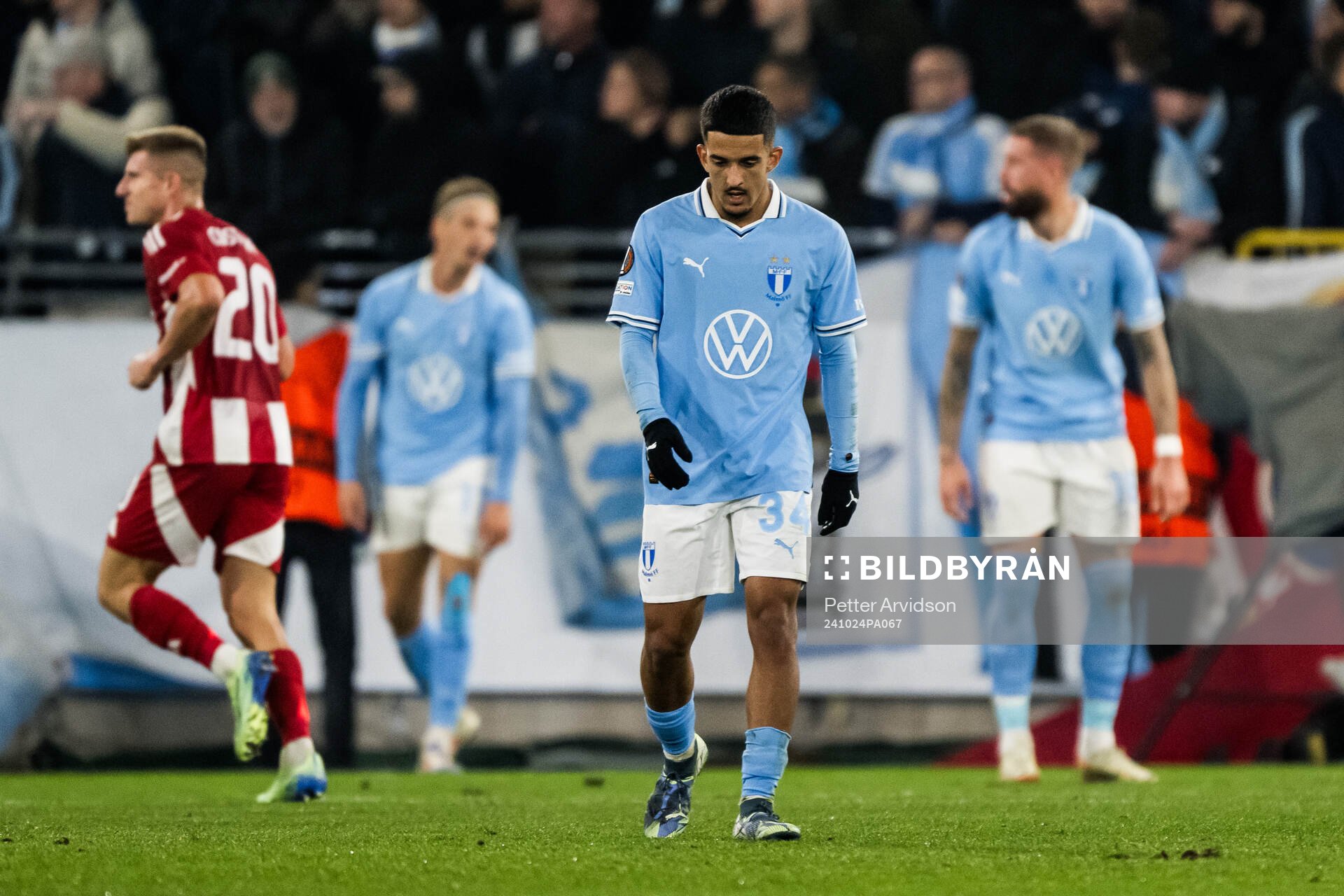 Zakaria Loukili of Malmö FF looks dejected