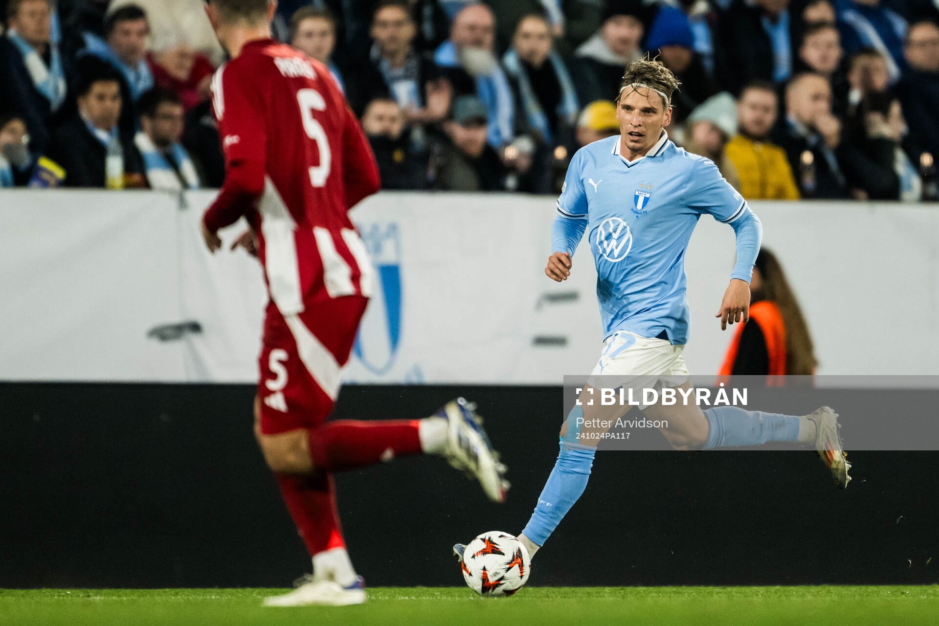 Sebastian Jörgensen of Malmö FF during the UEFA Europa League football match between Malmö FF and Olympiacos on October 24, 2024 in Malmö.