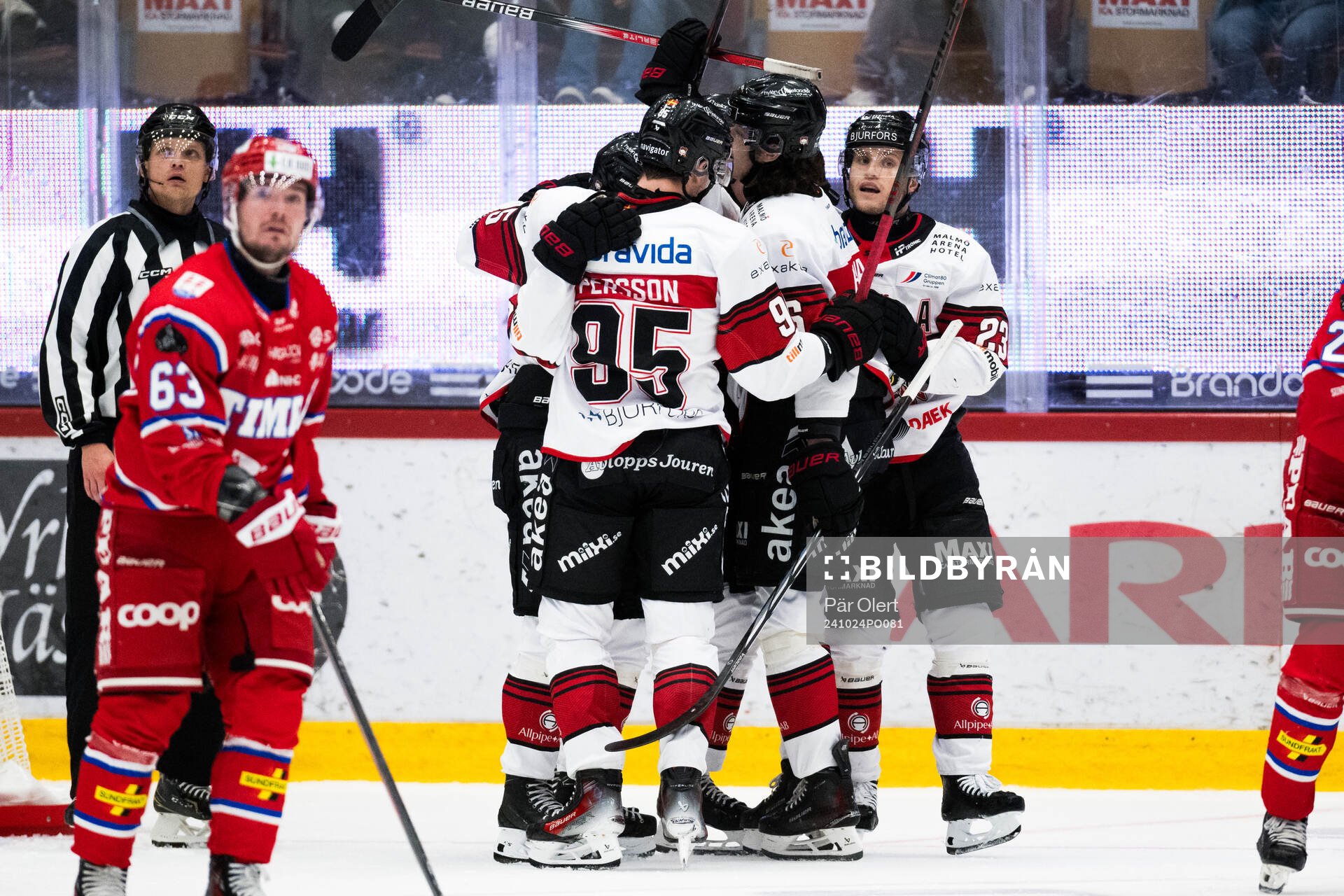 Malmö Redhawks Robin Salo jublar