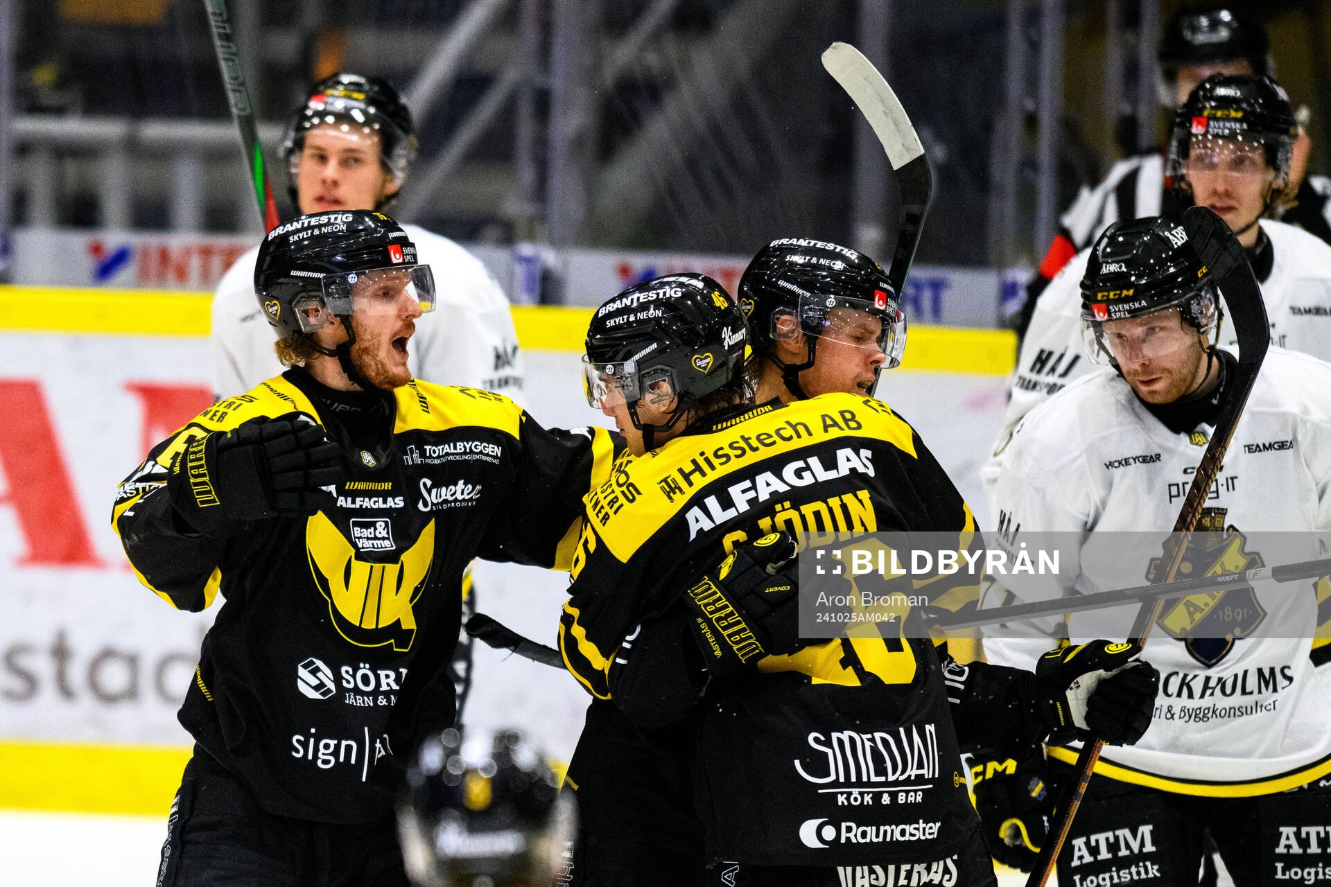 Västerås Carl Jakobsson jublar