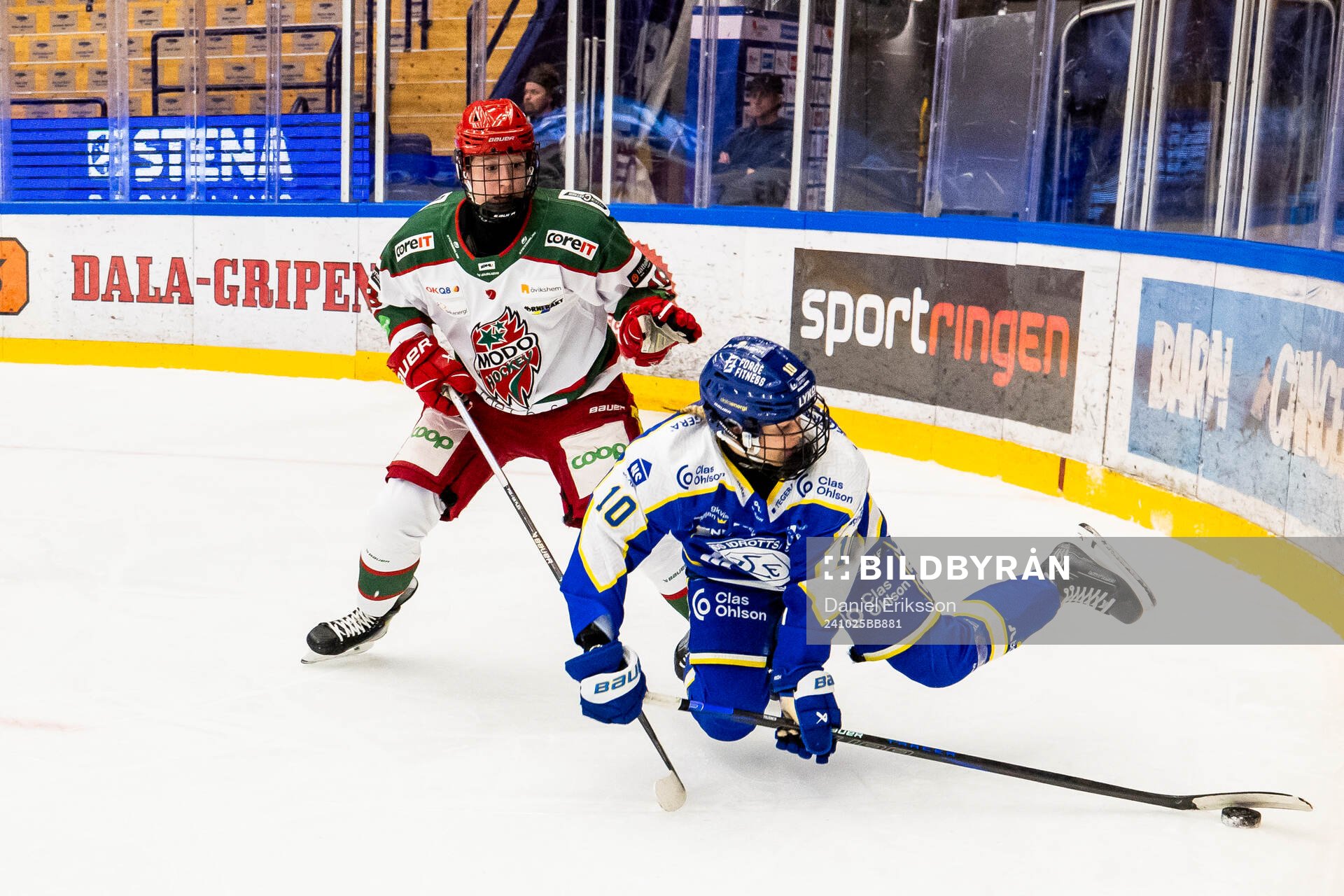 Modos Elsa Åberg och Leksands Kiira Yrjänen