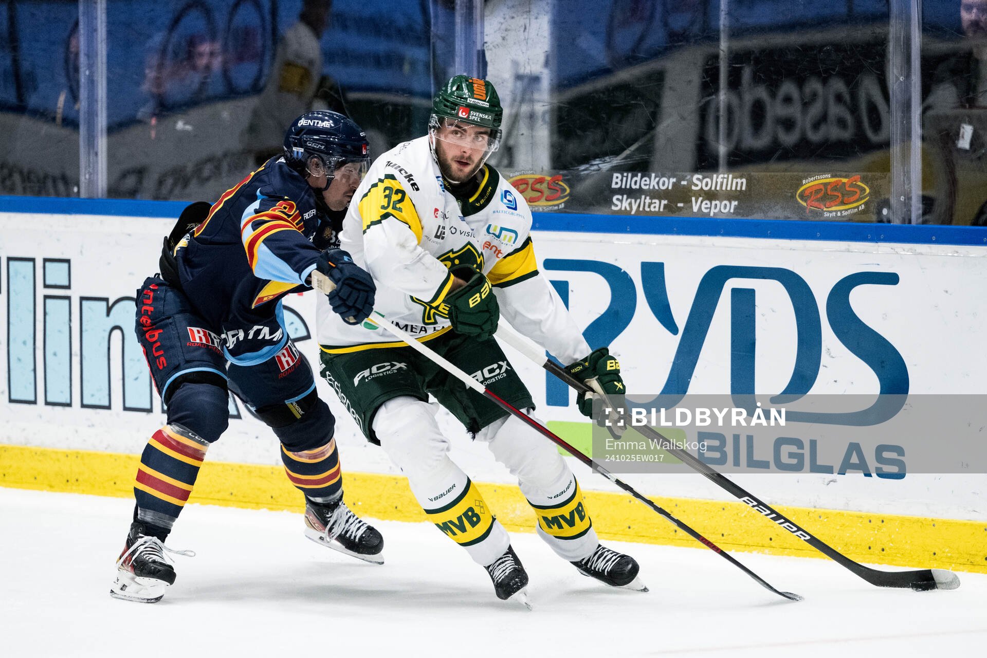 Djurgårdens Jonathan Tychonick och Björklövens Jacob