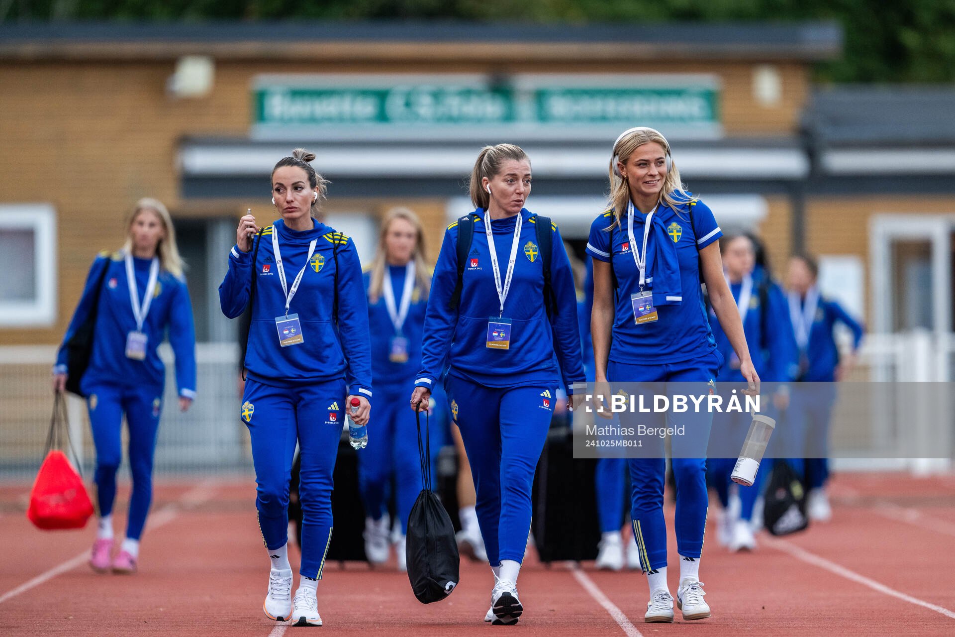 Kosovare Asllani, Linda Sembrant and Fridolina Rolfö of