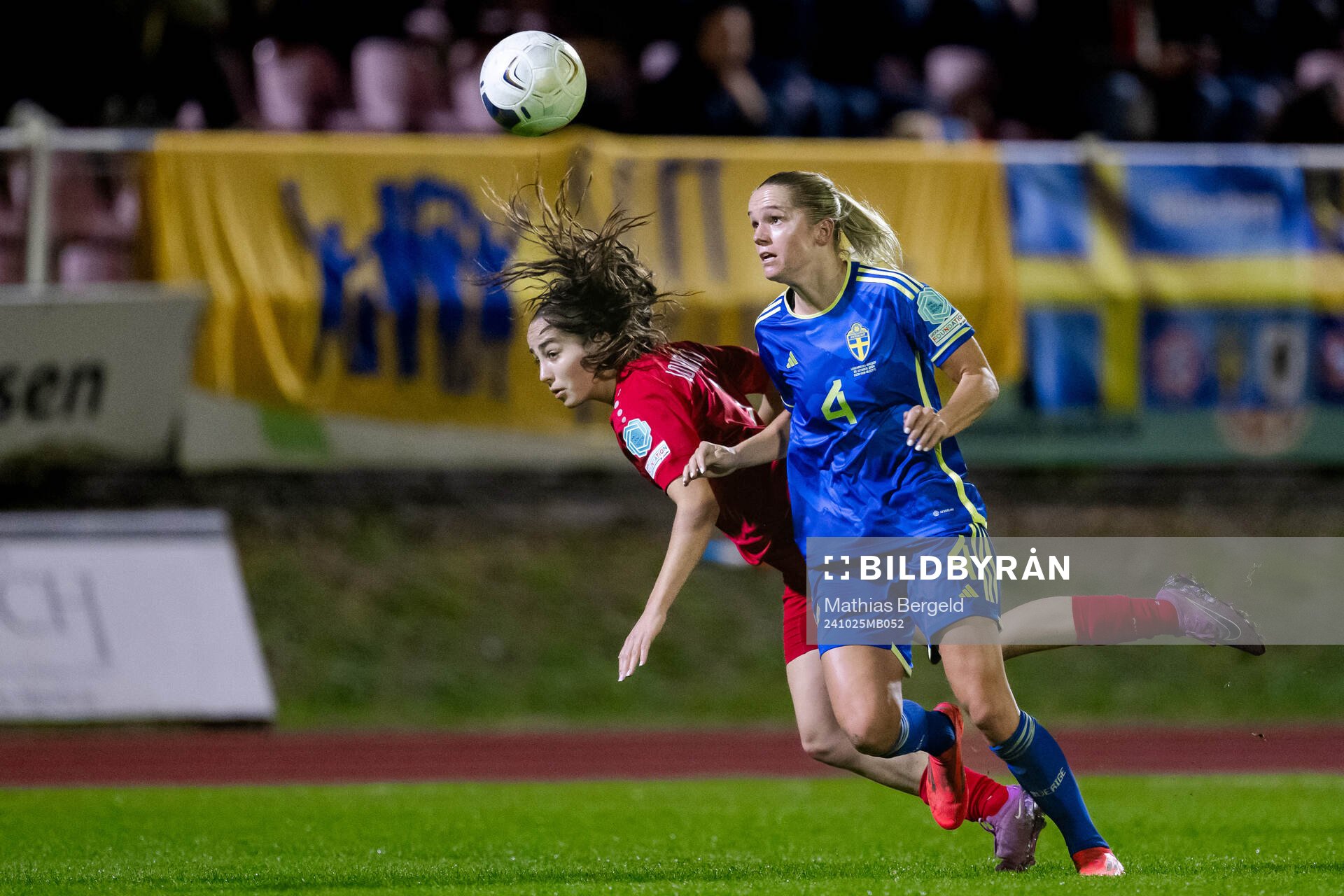 Joana Mourenco Magalhaes of Luxembourg and Hanna Lundkvist