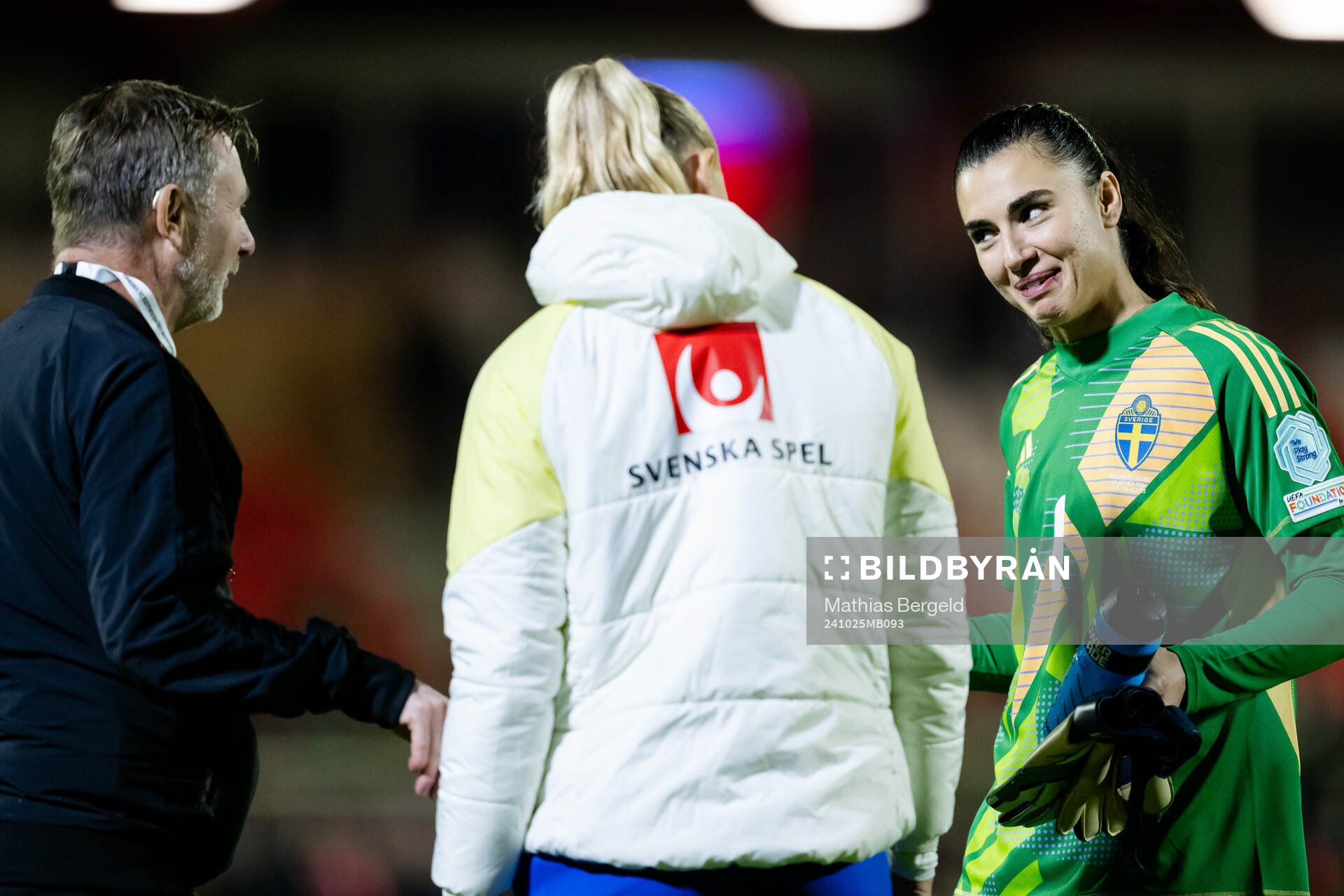 Head coach Peter Gerhardsson and goalkeeper Zecira Musovic