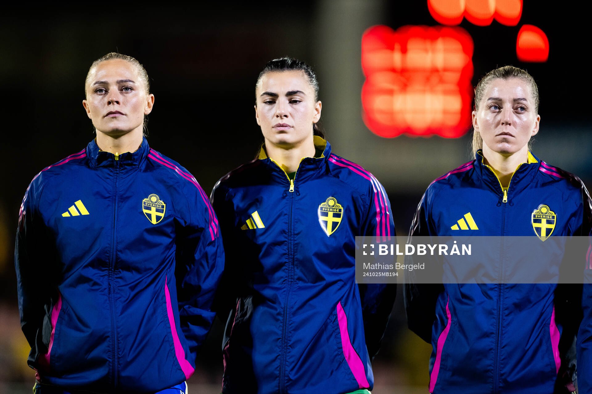 Fridolina Rolfö, goalkeeper Zecira Musovic and Linda
