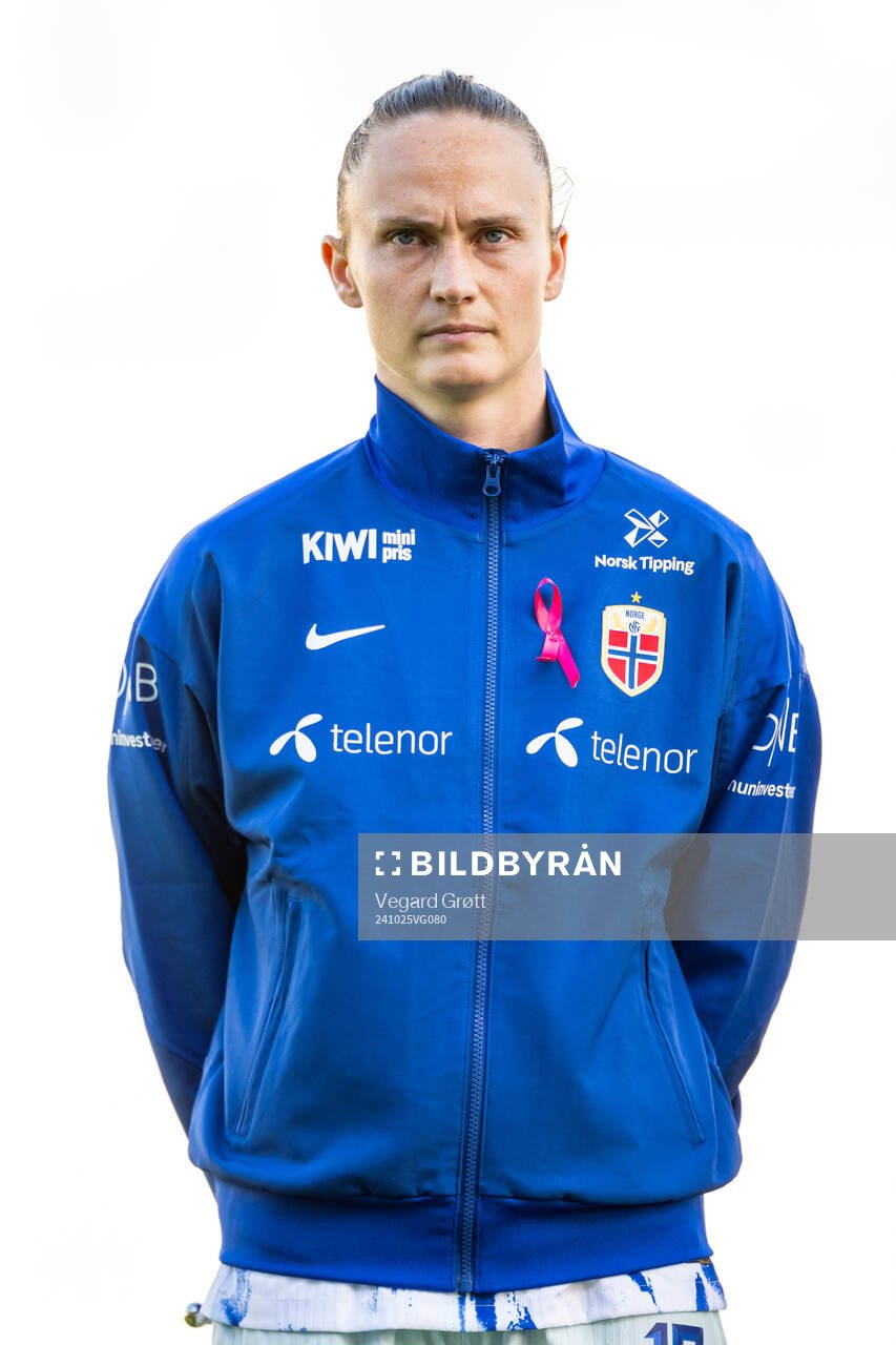 Caroline Graham Hansen of Norway line up