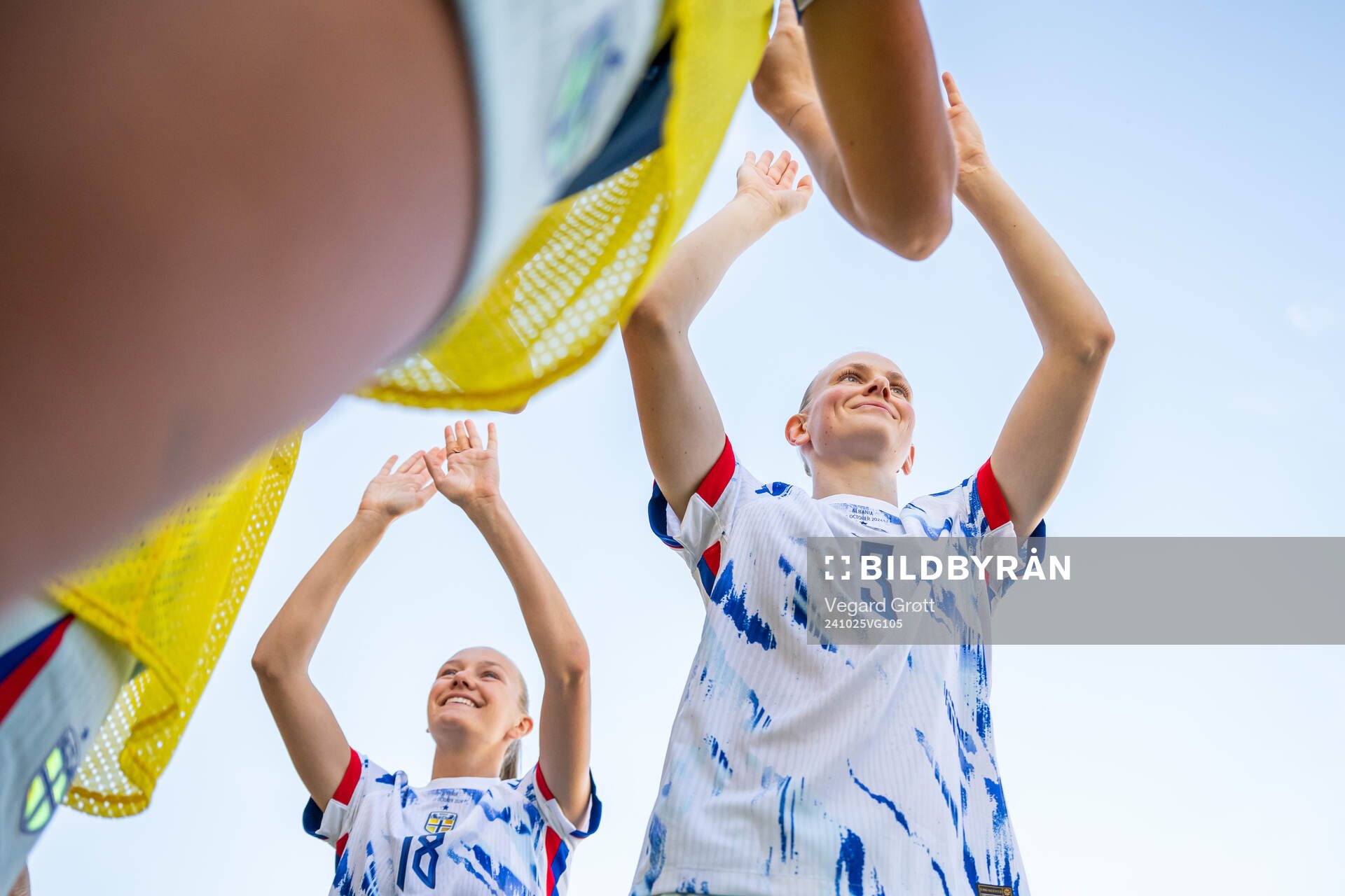 Frida Maanum and Karina Sævik of Norway