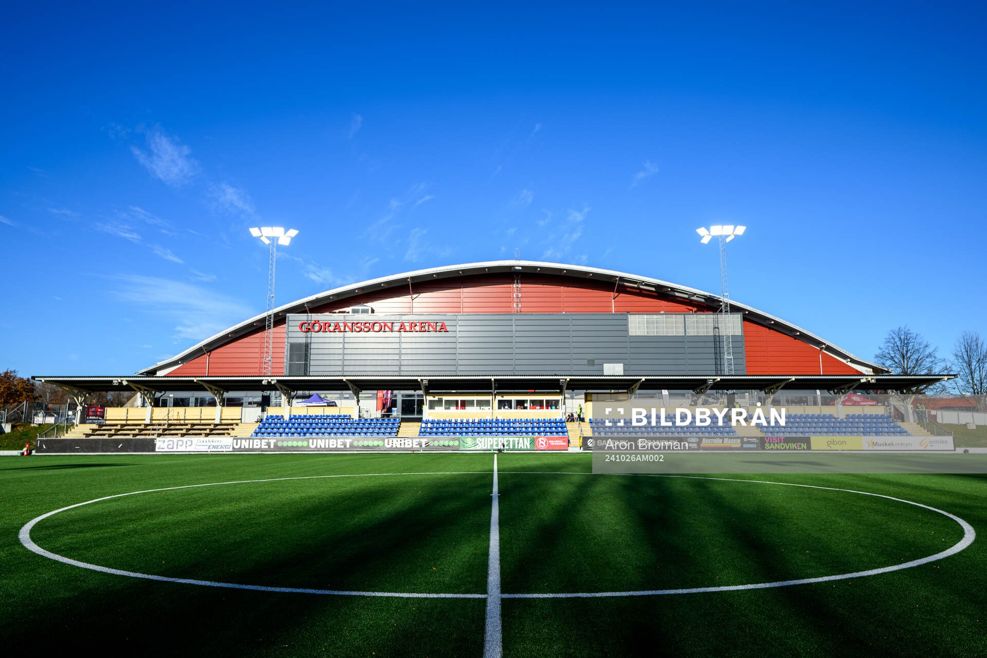 Exteriör vy av Jernvallen och Göransson Arena