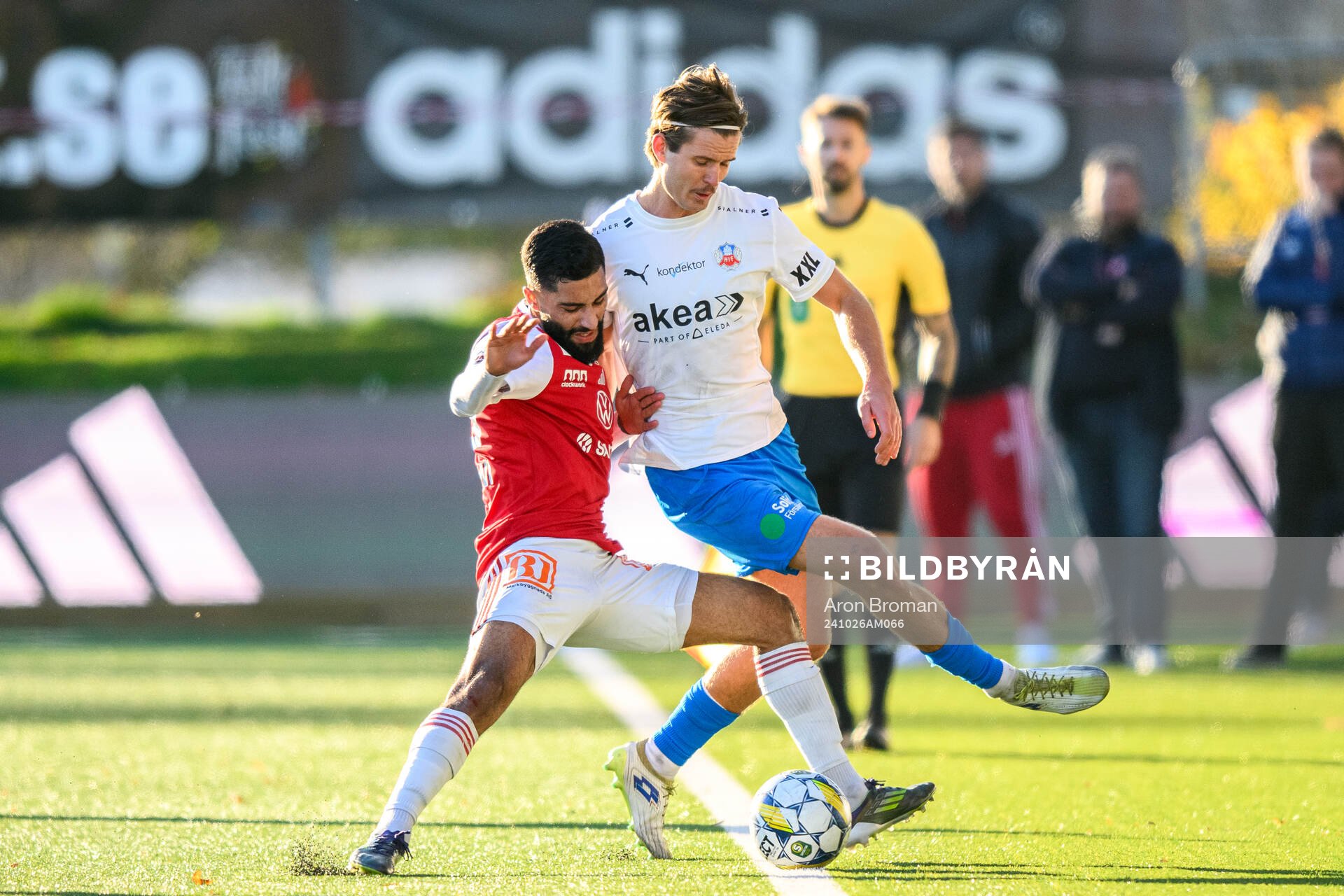 Sandvikens IFs Amin Al-Hamawi och Helsingborgs Wilhelm