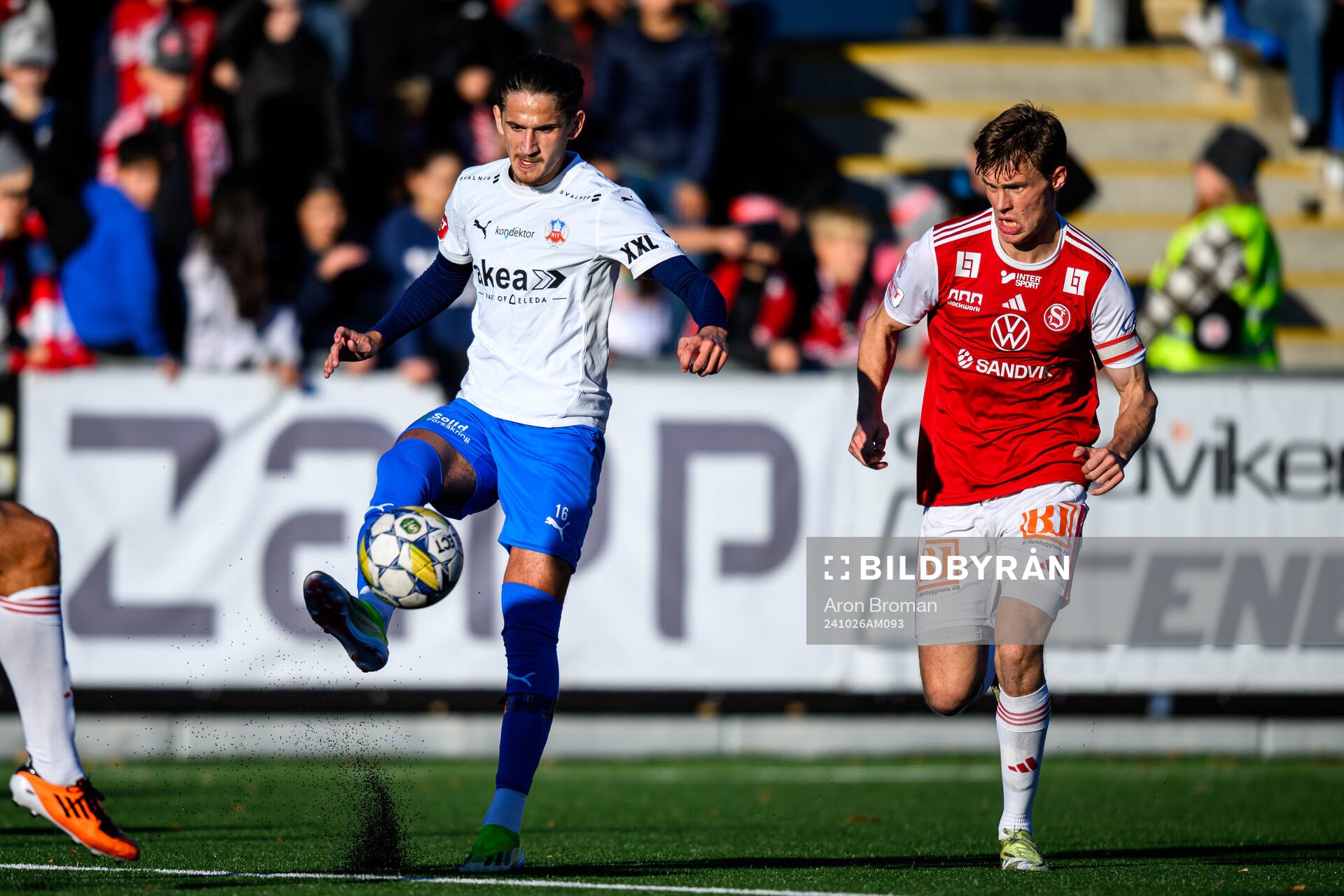 Helsingborgs Ervin Gigovic och Sandvikens IFs Ludwig