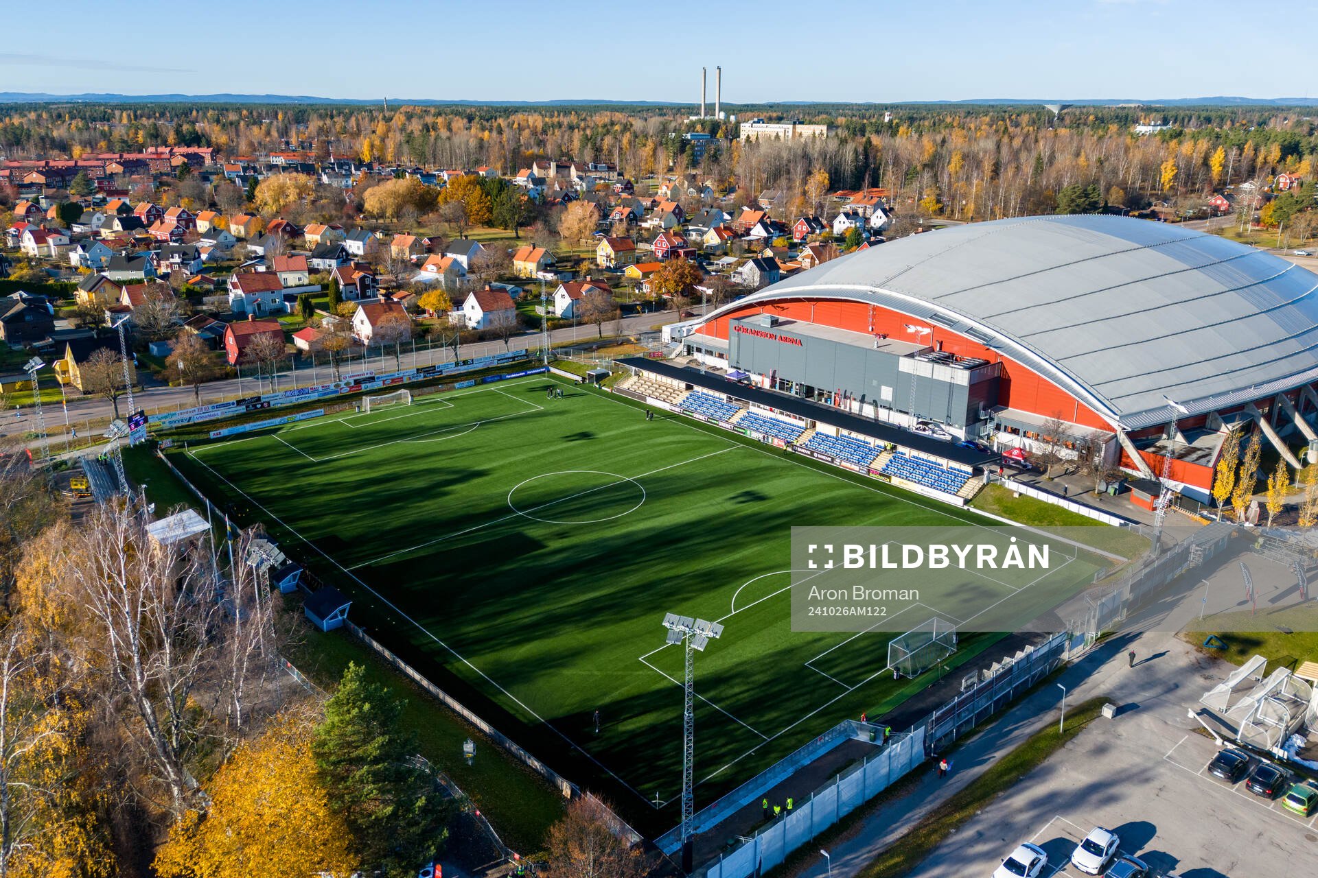 Drönarvy av Jernvallen och Göransson Arena
