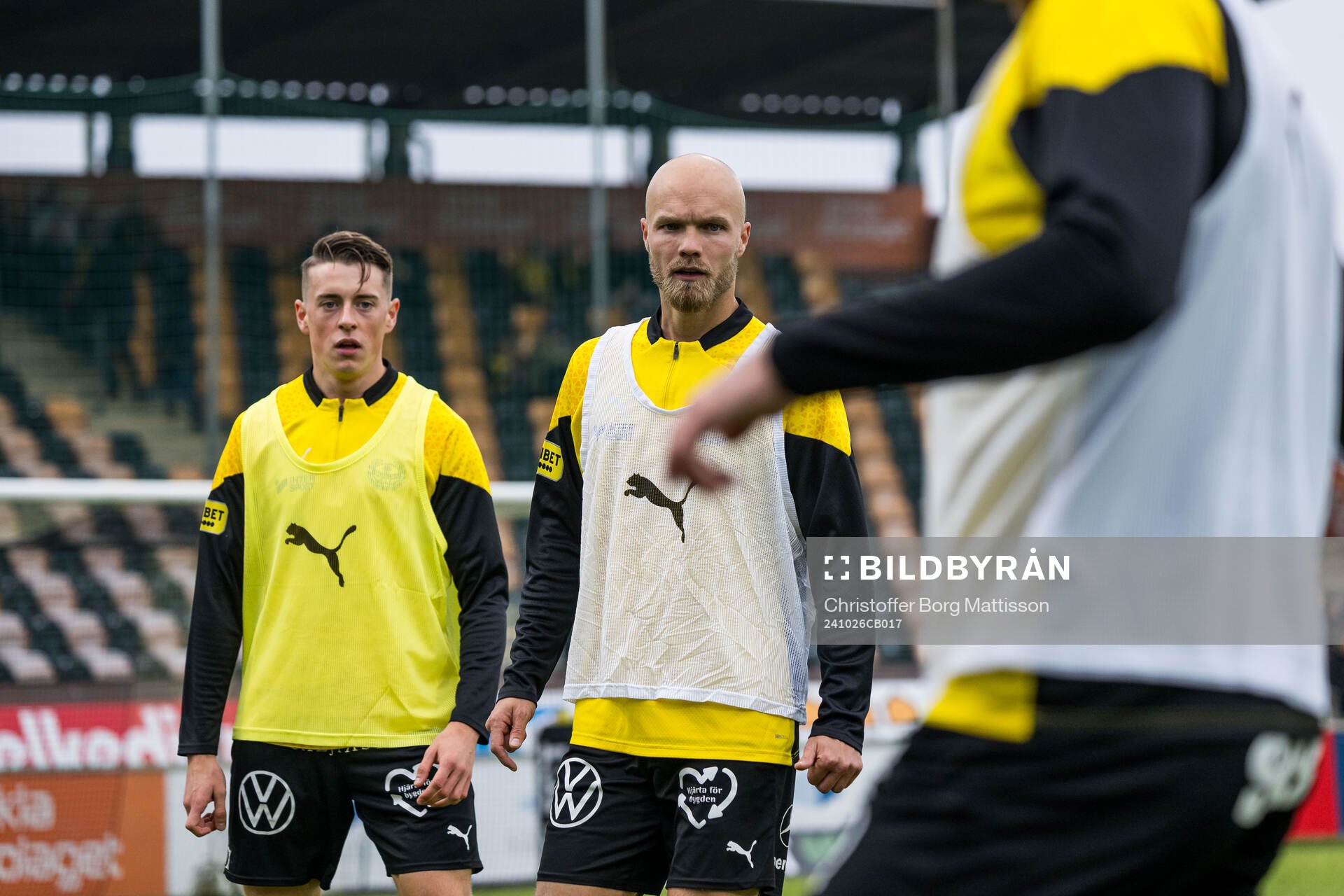 Mjällbys Elliot Stroud och Viktor Gustafson