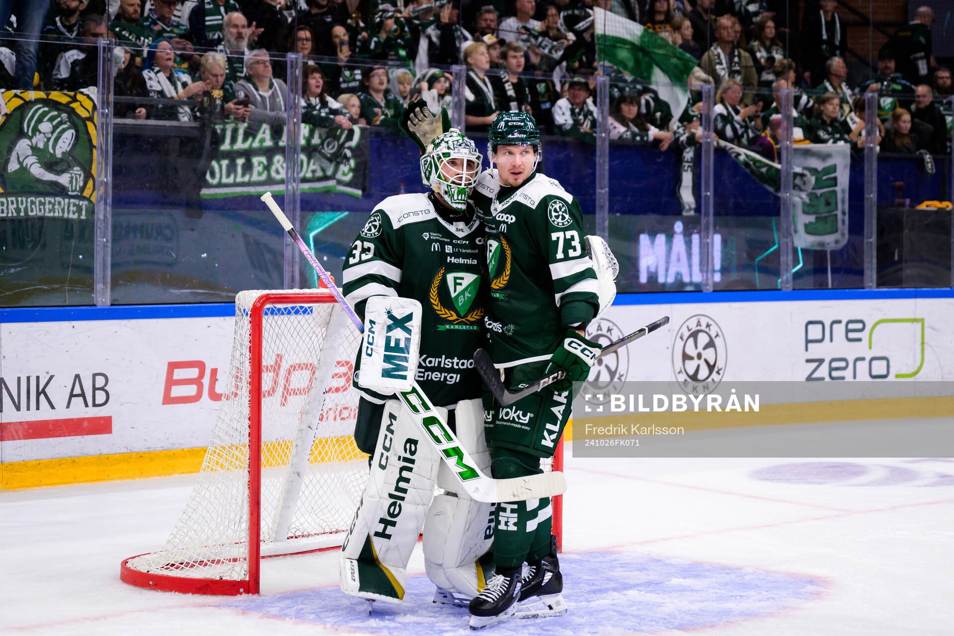 Färjestads målvakt Maxime Lagacé och Adam Ollas Mattsson