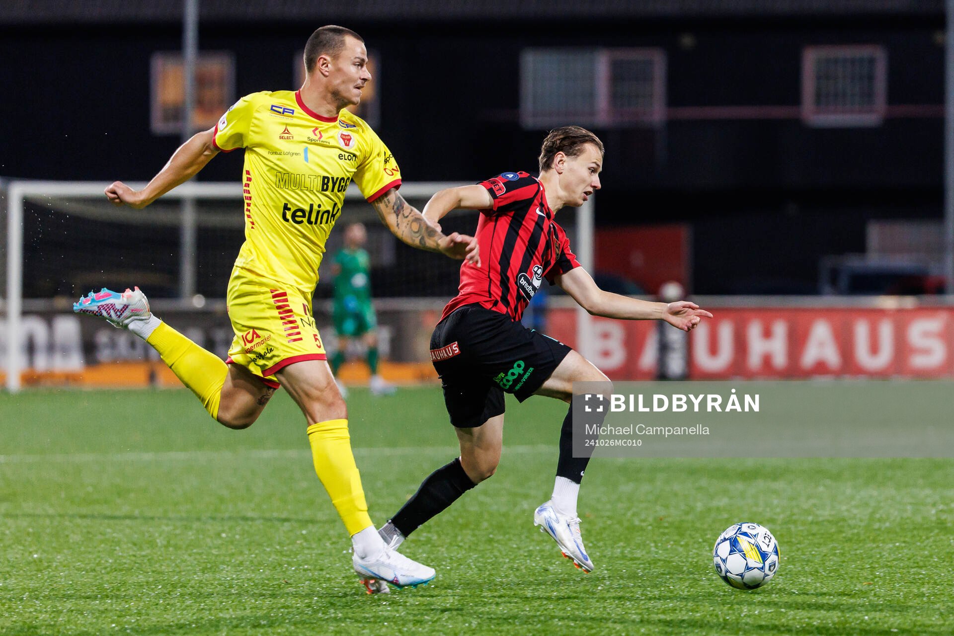 Kalmars Melker Hallberg och Brommapojkarnas Alex Timossi