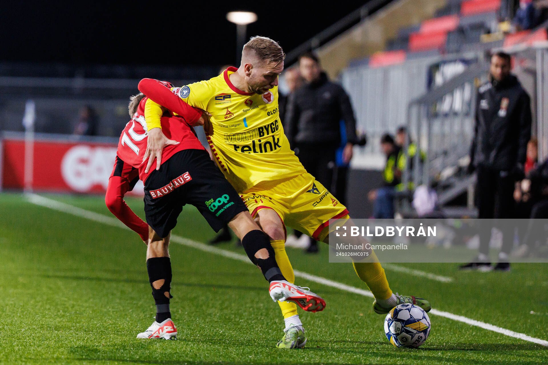 Brommapojkarnas Wilmer Odefalk och Kalmars Jonathan Ring