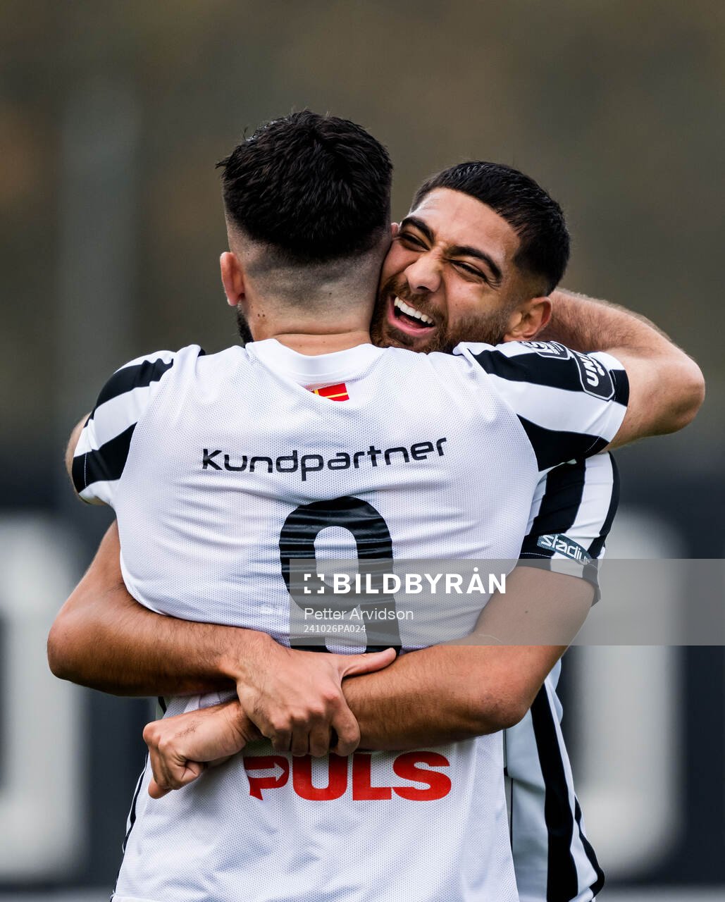 Landskronas Edi Sylisufaj och Rassa Rahmani jublar