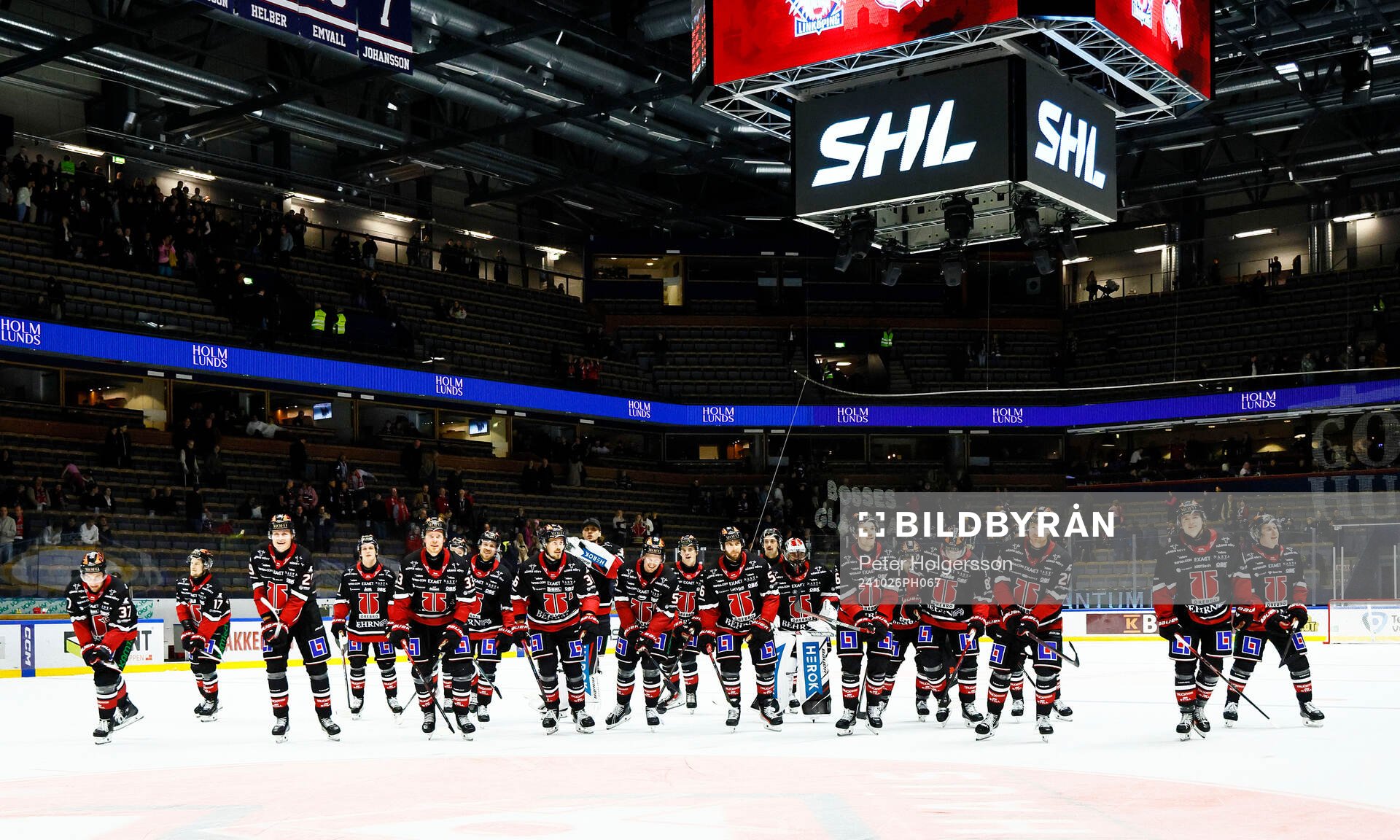 Örebros spelare jublar