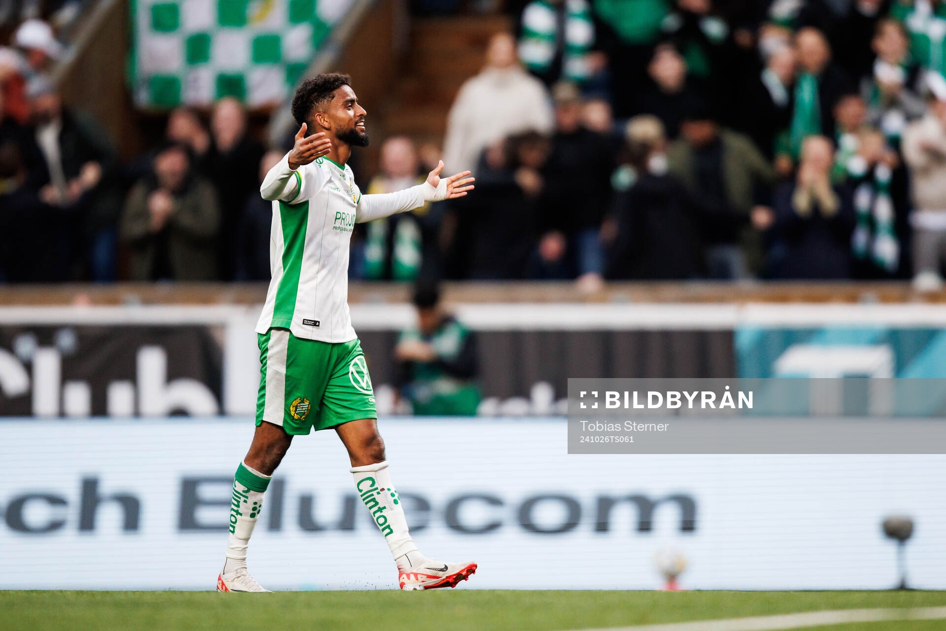 Hammarbys Tesfaldet Tekie jublar