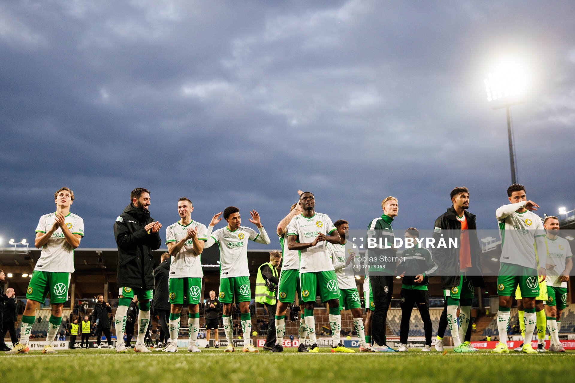 Hammarbys spelare jublar