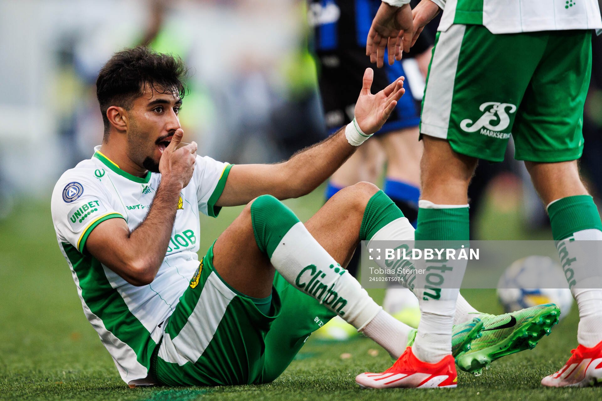 Hammarbys Montader Madjed har ont
