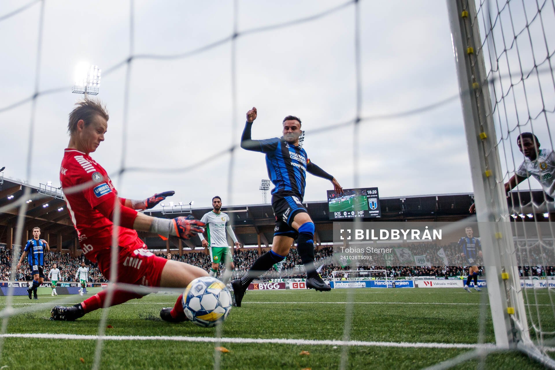Sirius målvakt Jakob Tånnander släpper in 0-1 av