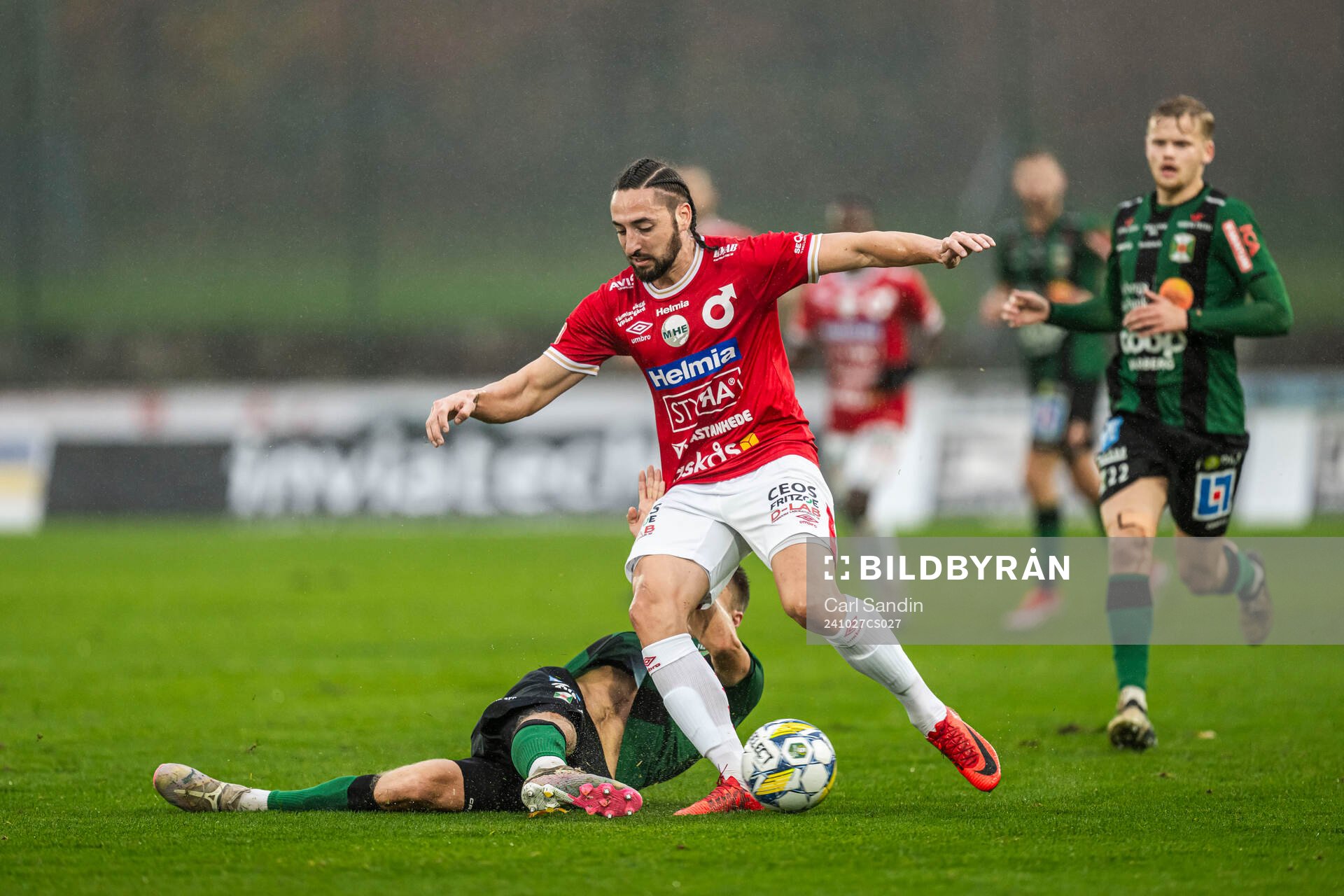 Varbergs Gustav Broman och Degerfors Dijan Vukojevic