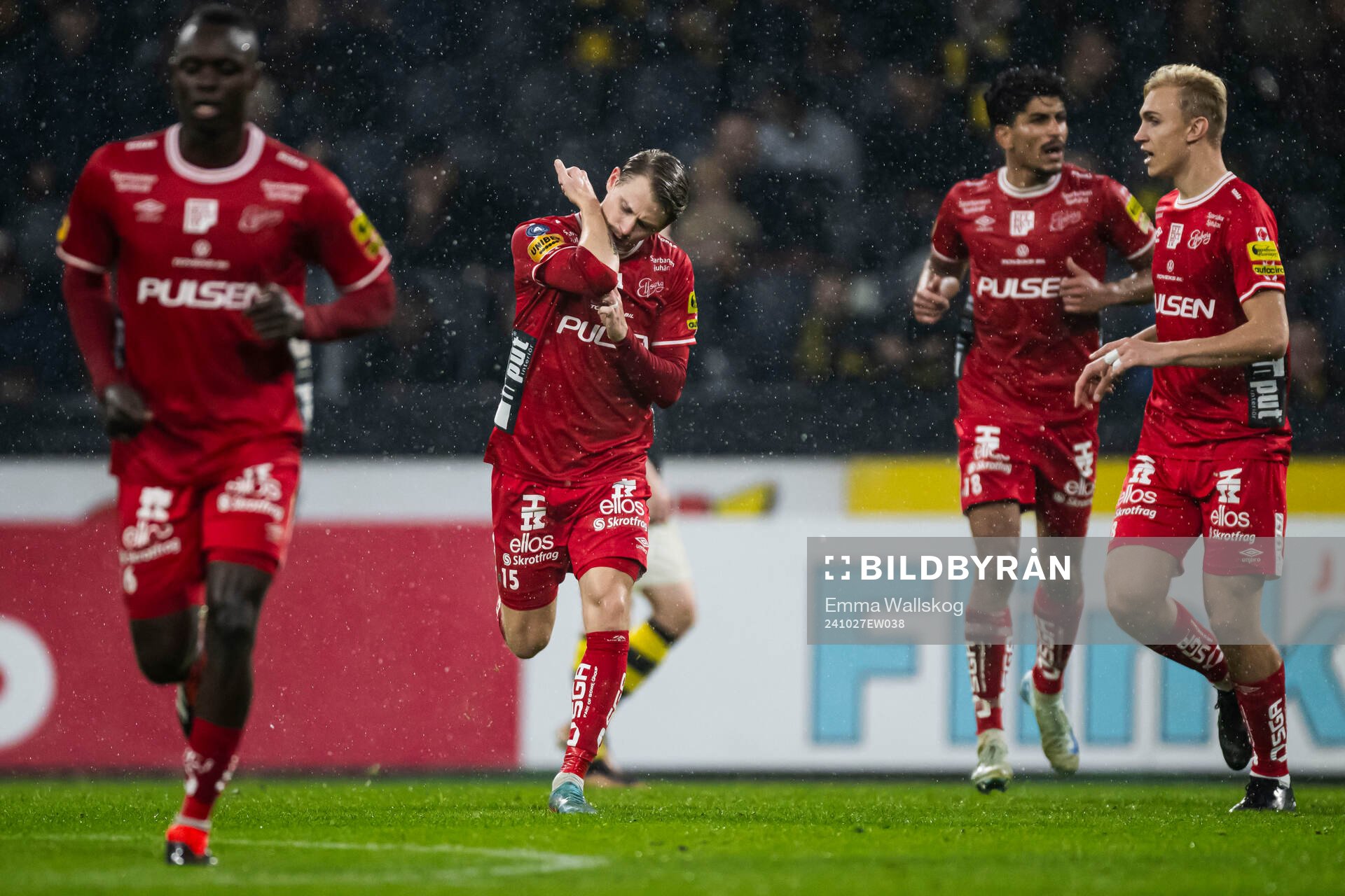 Elfsborgs Simon Hedlund jublar